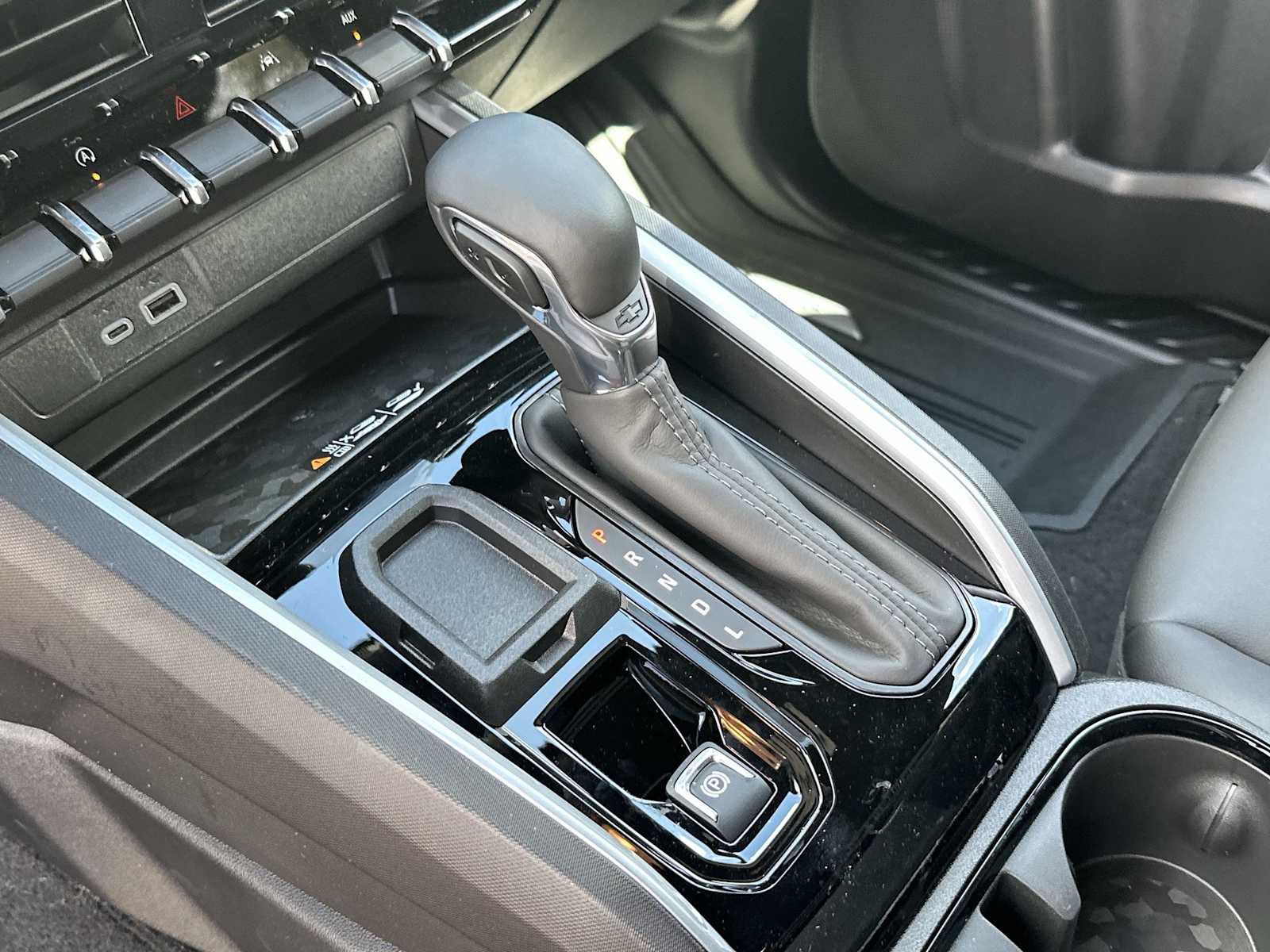 Thumbnail: 2026 Chevrolet Colorado - 23