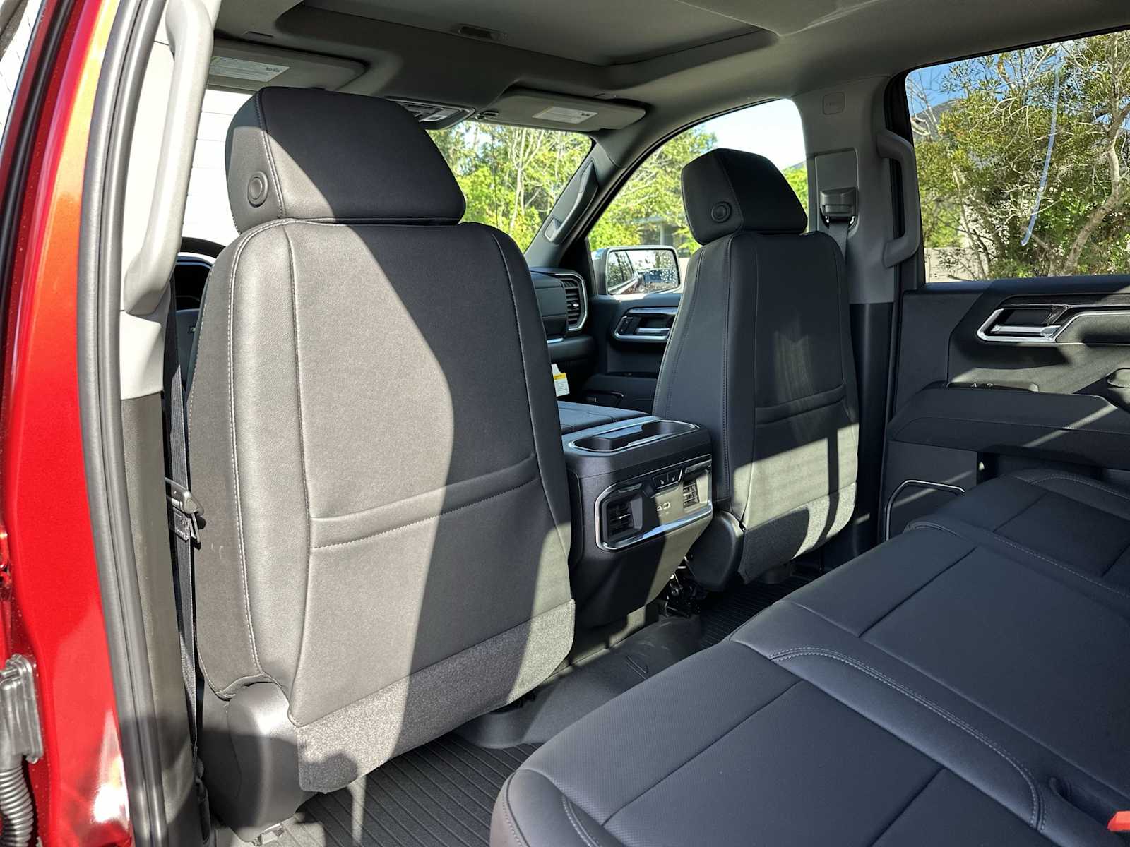 Thumbnail: 2026 Chevrolet Silverado 1500 - 16