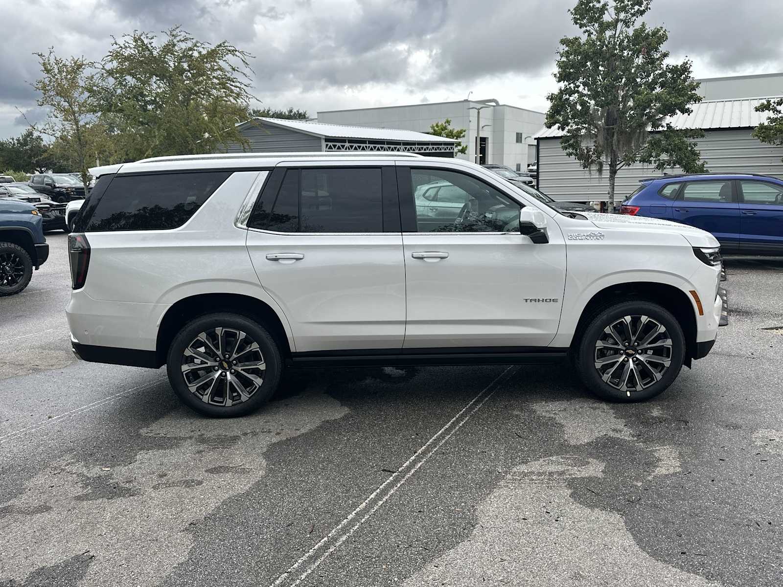 Thumbnail: 2025 Chevrolet Tahoe - 7