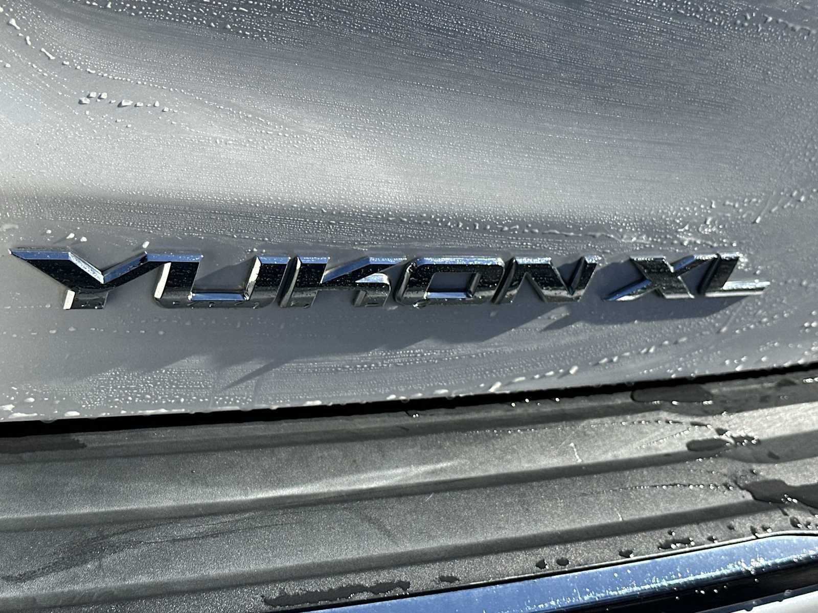 Thumbnail: 2019 GMC Yukon XL - 11