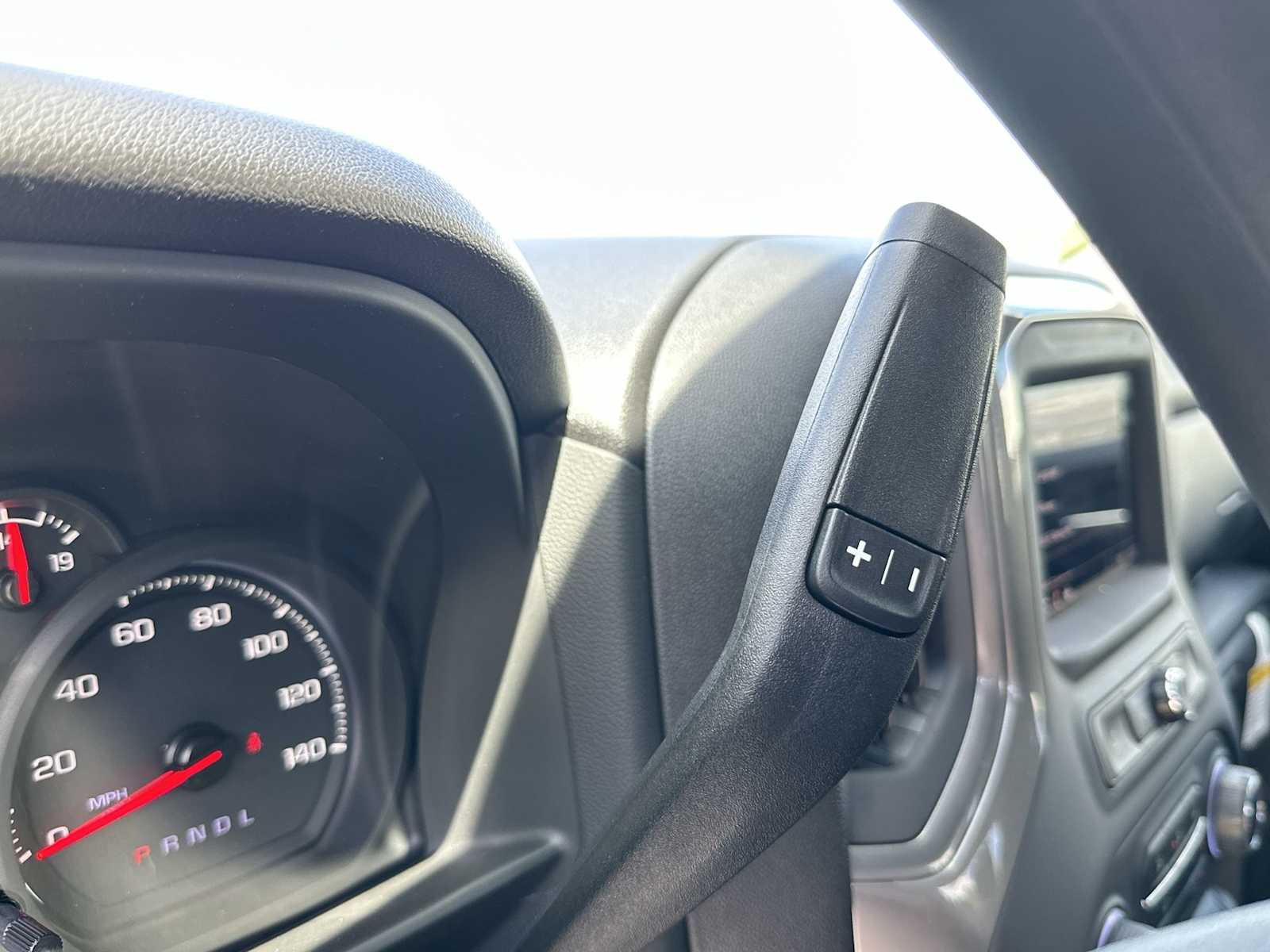 Thumbnail: 2025 Chevrolet Silverado 1500 - 23