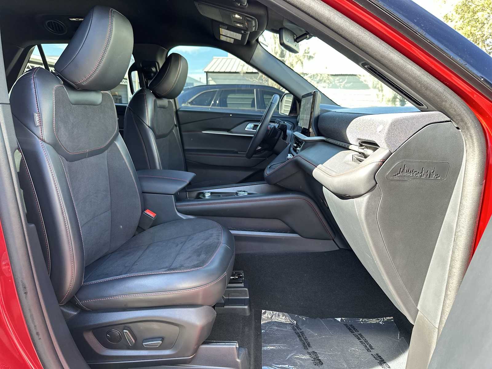 Thumbnail: 2025 Ford Explorer - 19