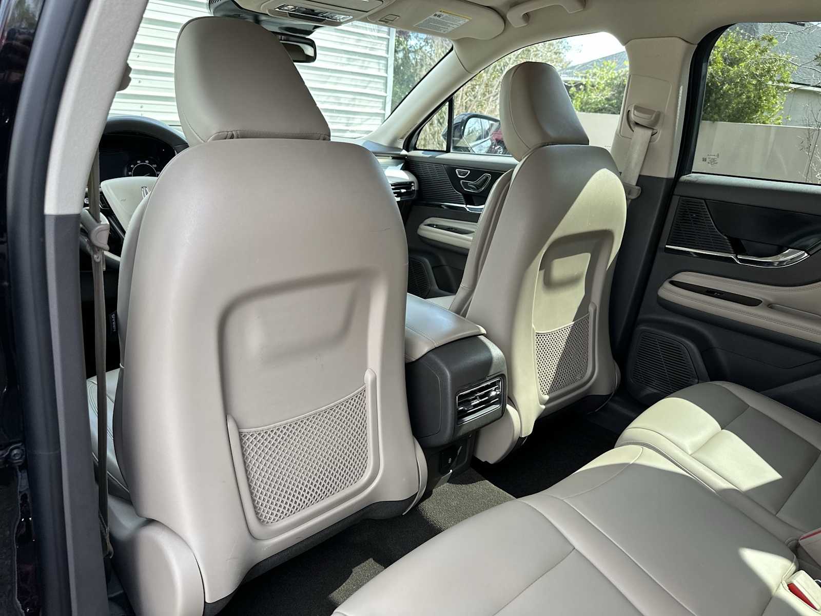 Thumbnail: 2022 Lincoln Corsair - 16