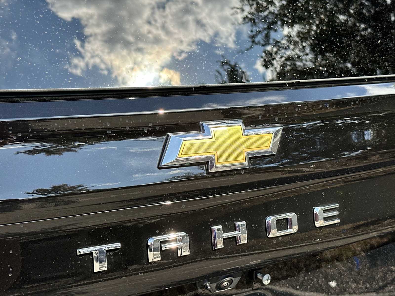 Thumbnail: 2026 Chevrolet Tahoe - 10