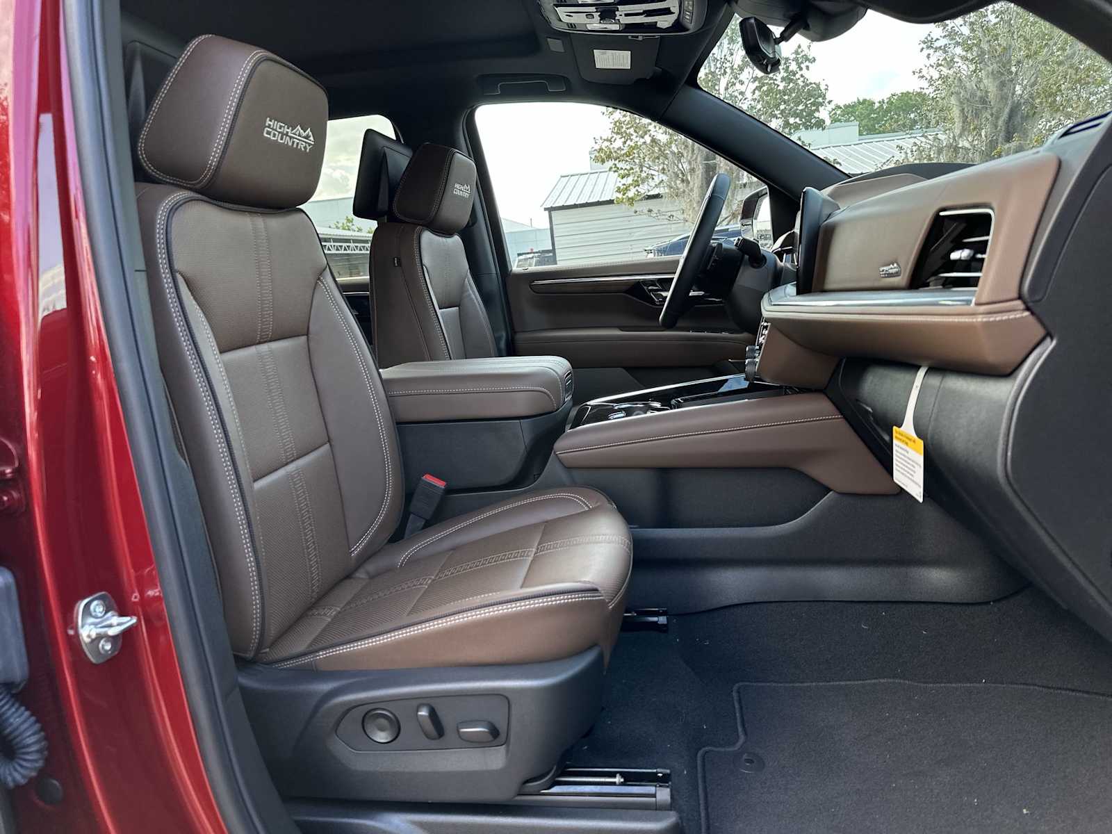 Thumbnail: 2026 Chevrolet Tahoe - 20