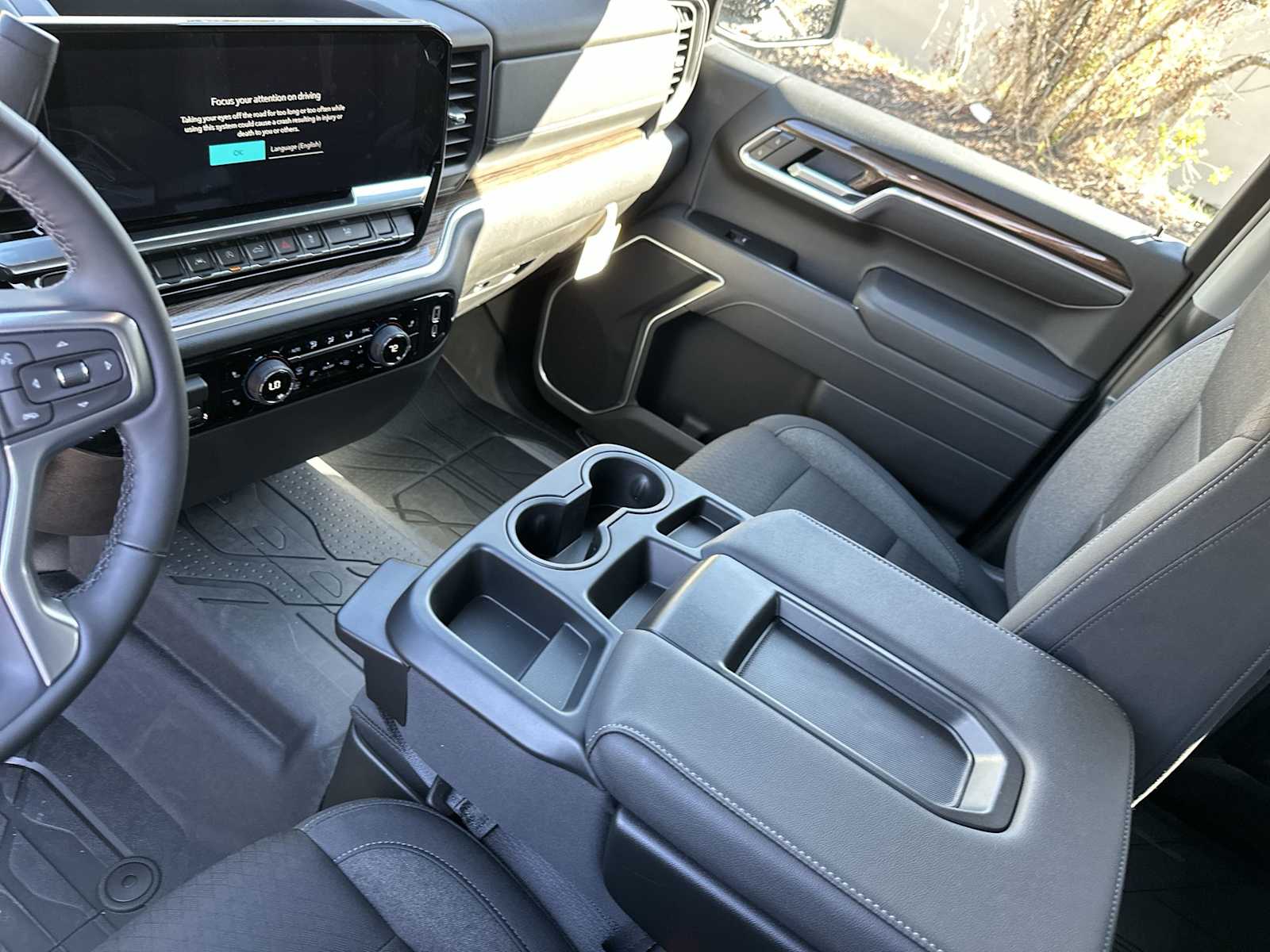 Thumbnail: 2026 Chevrolet Silverado 1500 - 21