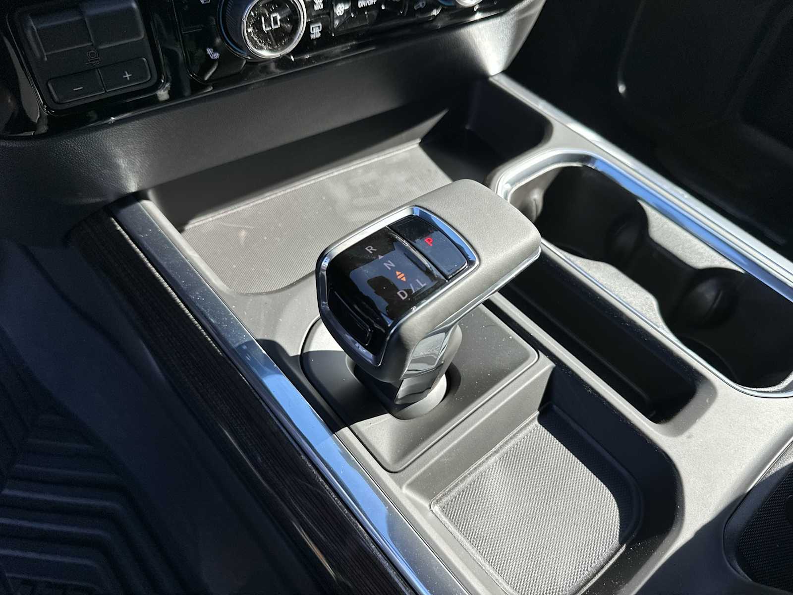 Thumbnail: 2026 Chevrolet Silverado 1500 - 23