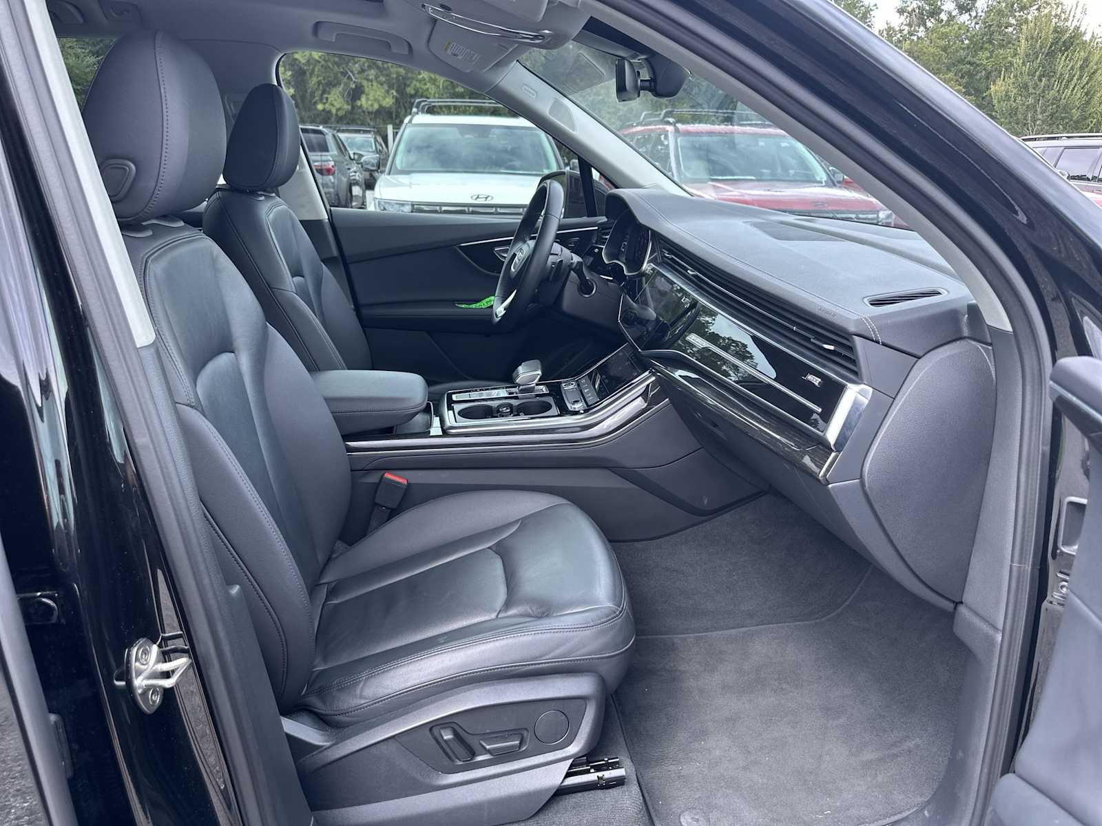 Thumbnail: 2024 Audi Q7 - 19