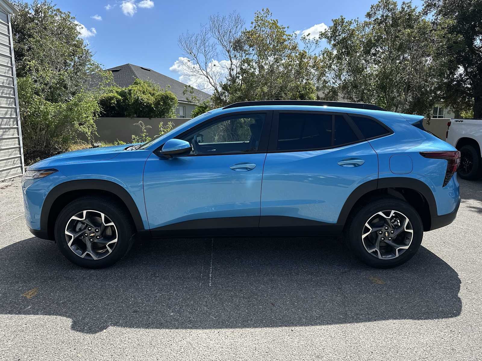 Thumbnail: 2026 Chevrolet Trax - 3