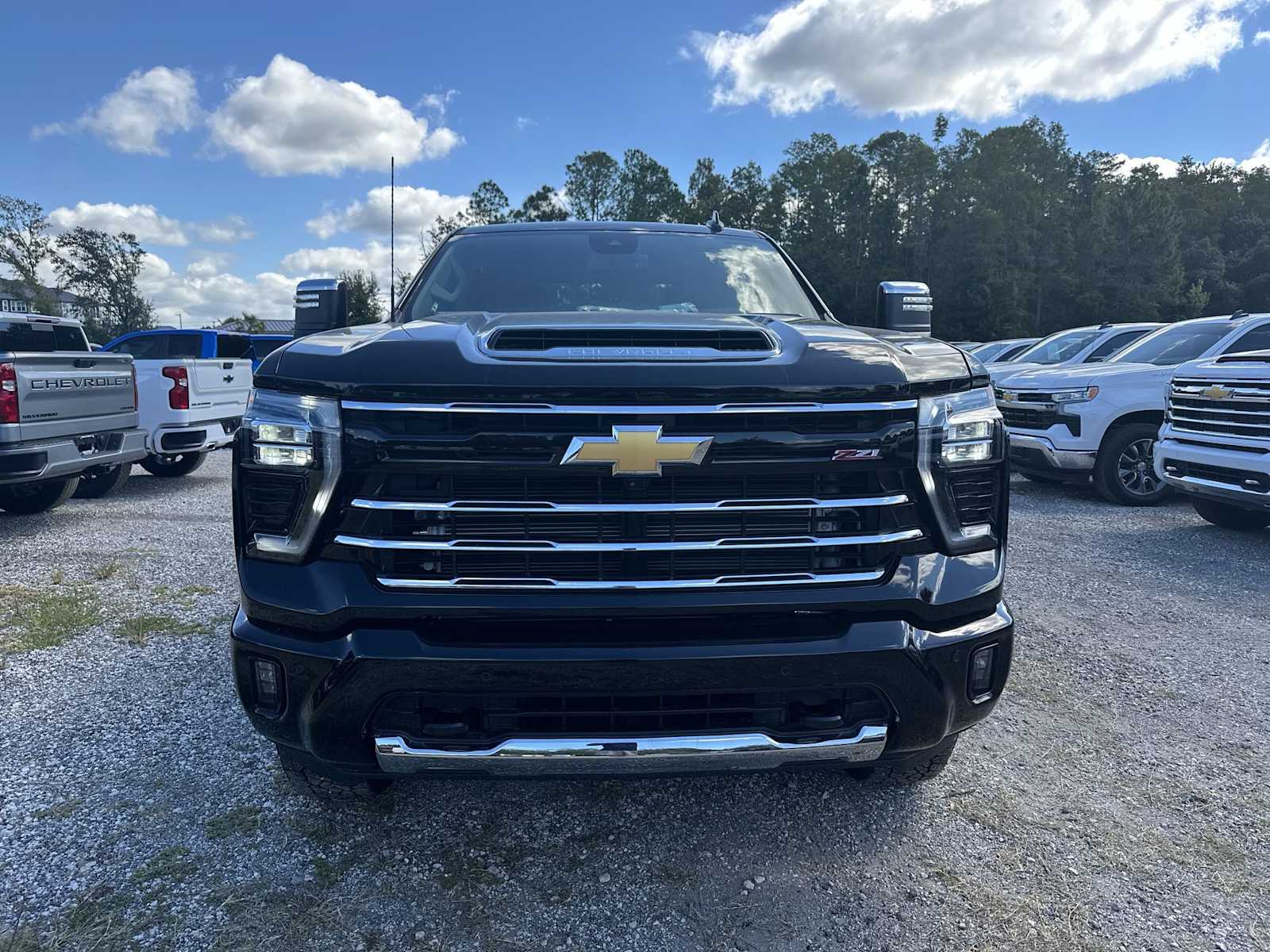 Thumbnail: 2025 Chevrolet Silverado 2500 - 9