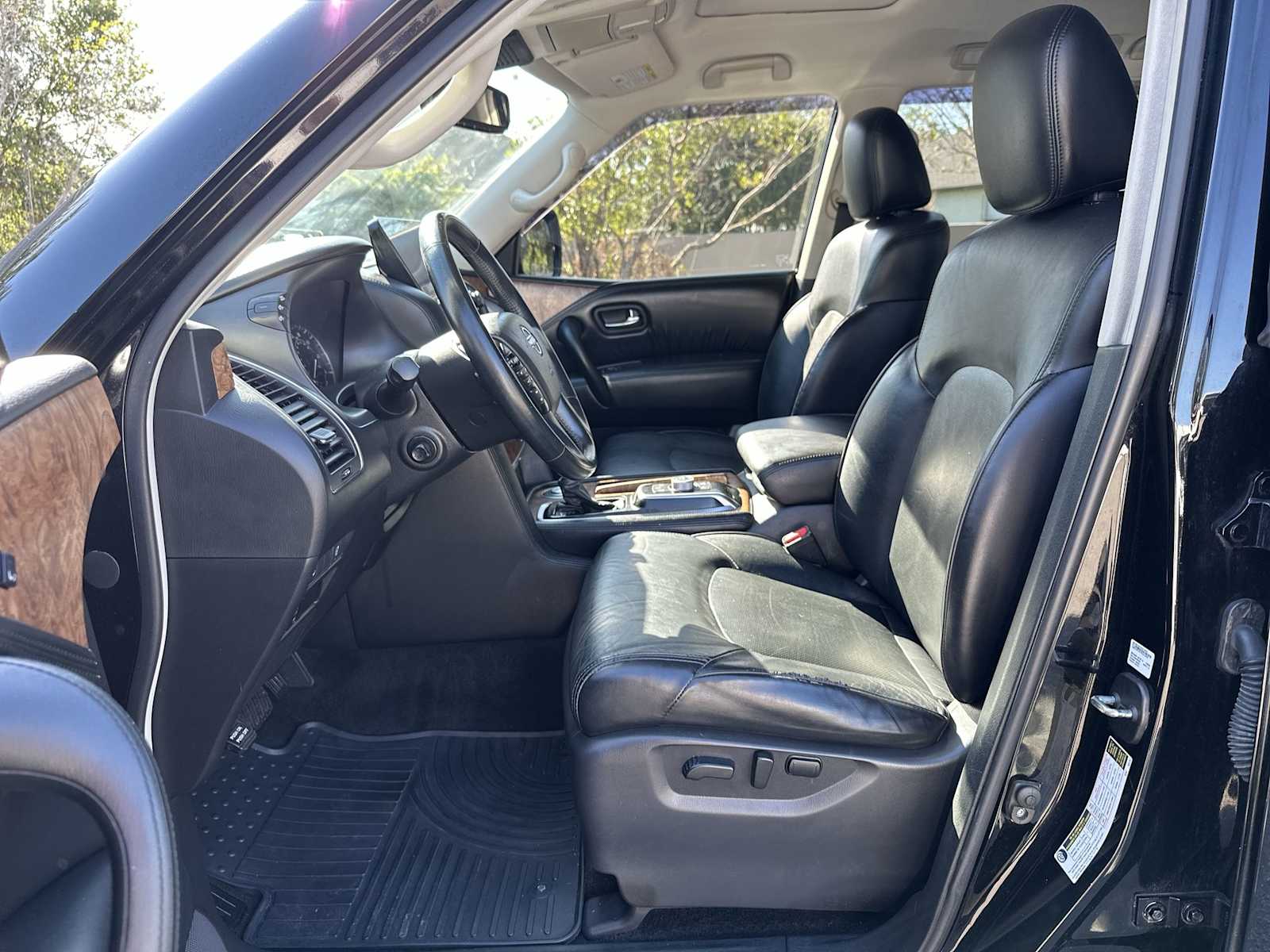 Thumbnail: 2021 Nissan Armada - 2