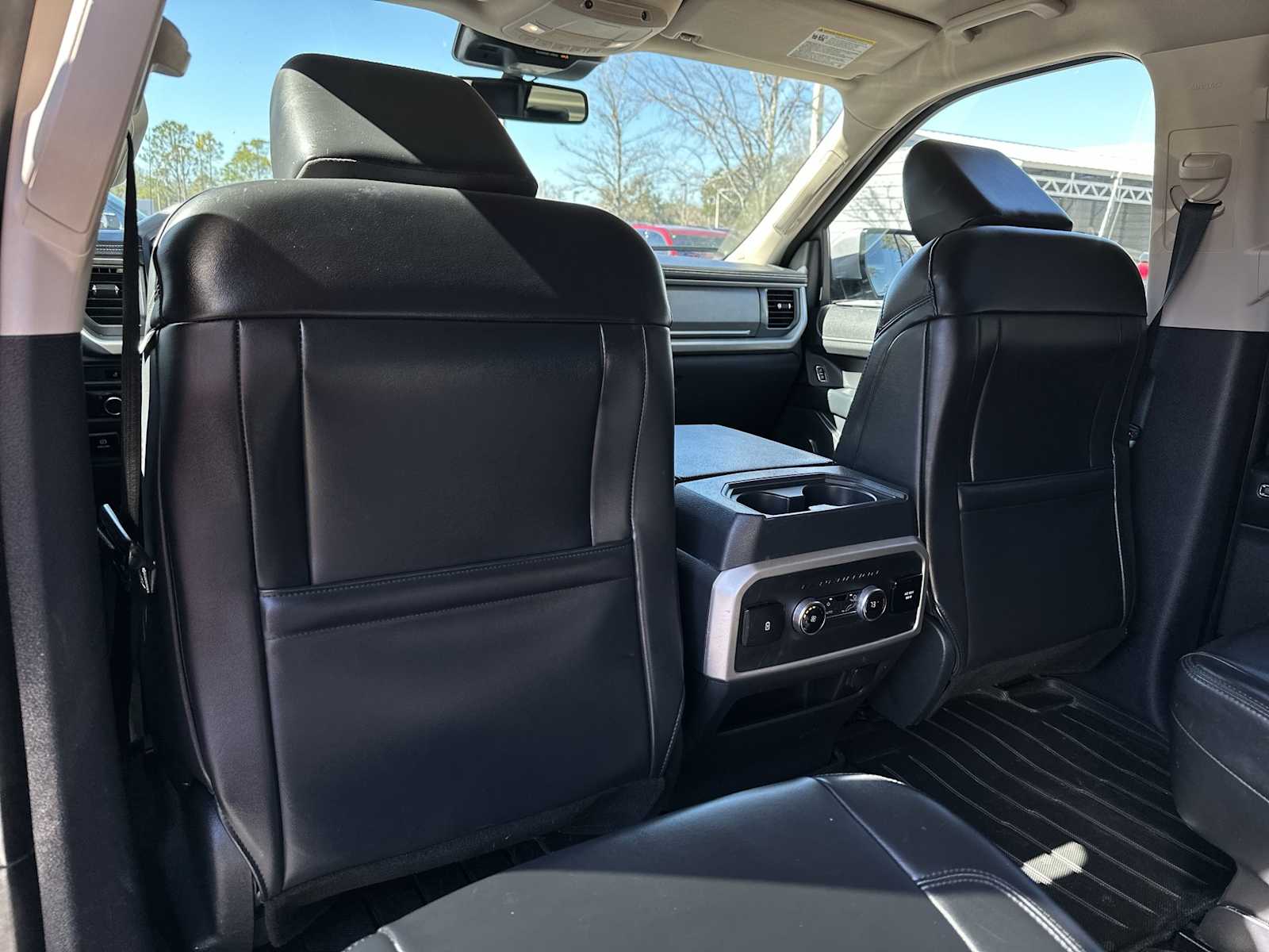 Thumbnail: 2022 Ford Expedition - 16