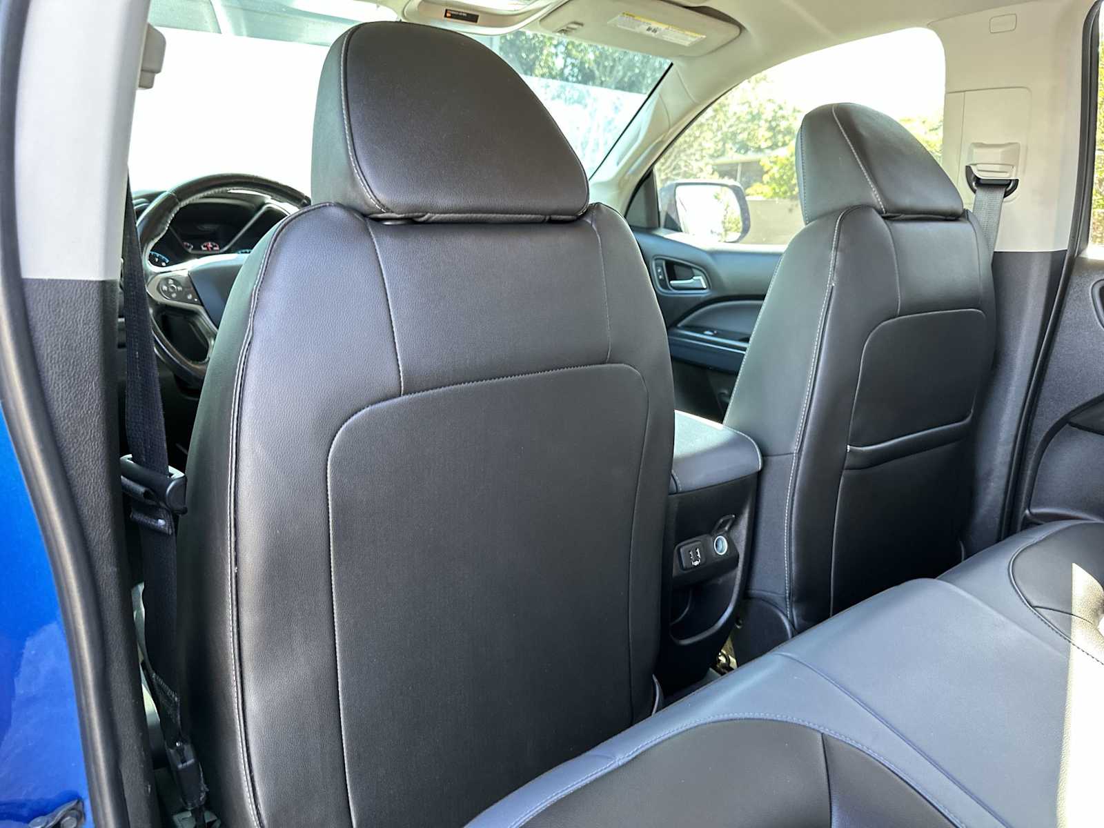 Thumbnail: 2019 Chevrolet Colorado - 16
