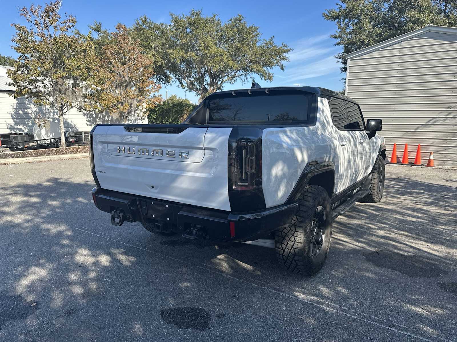 Thumbnail: 2025 GMC Hummer EV - 6