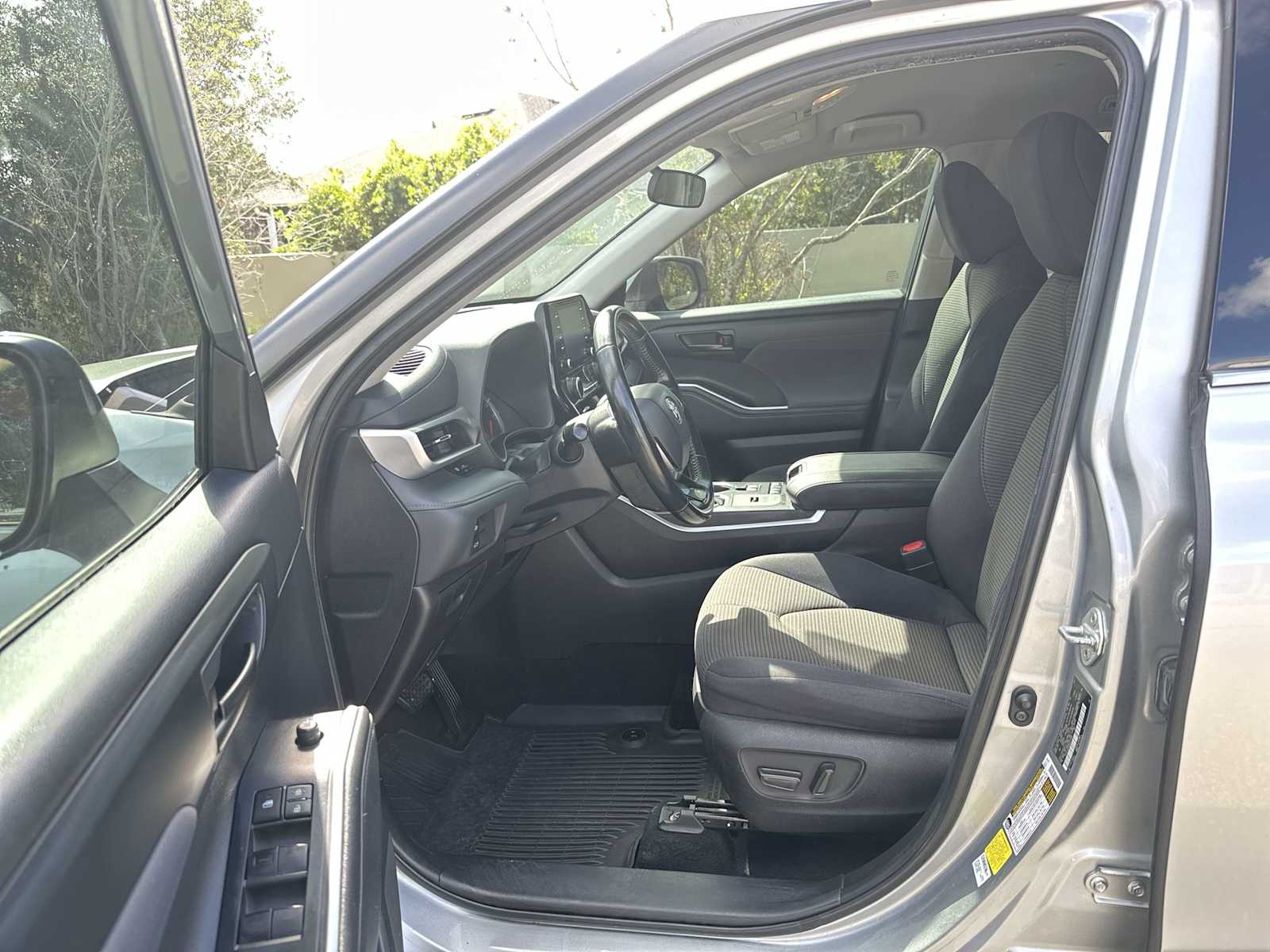 Thumbnail: 2021 Toyota Highlander - 2