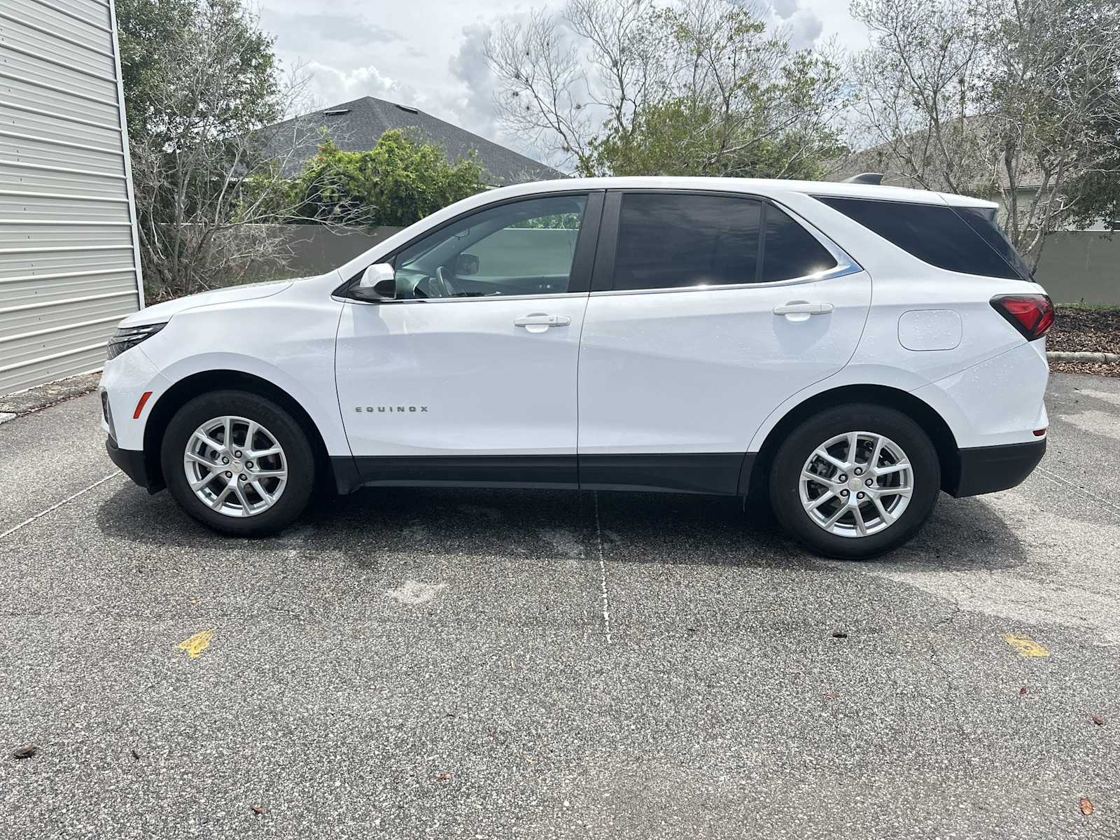 Thumbnail: 2024 Chevrolet Equinox - 3