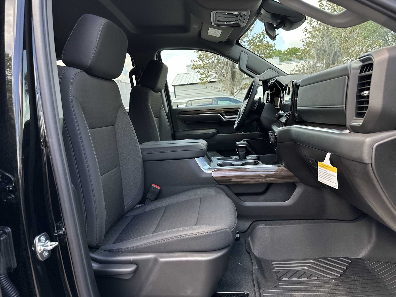 Thumbnail: 2026 Chevrolet Silverado 1500 - 19