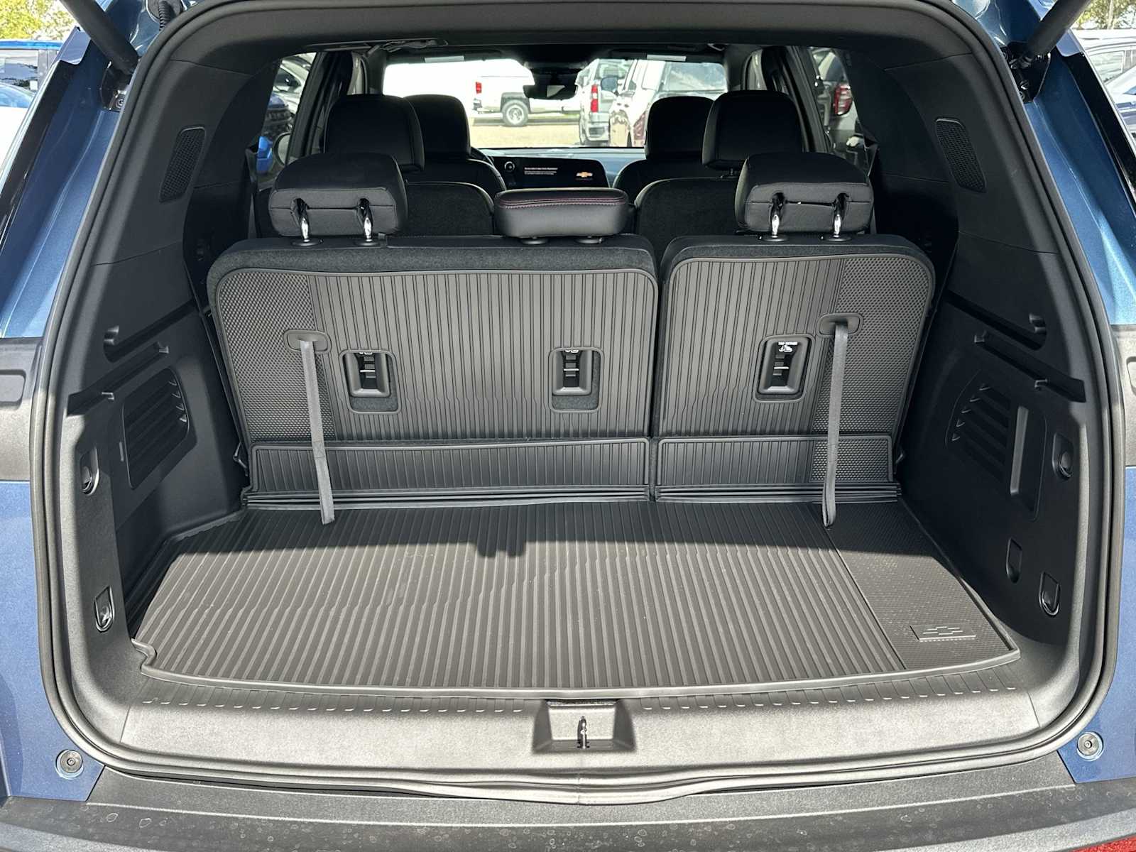 Thumbnail: 2026 Chevrolet Traverse - 25