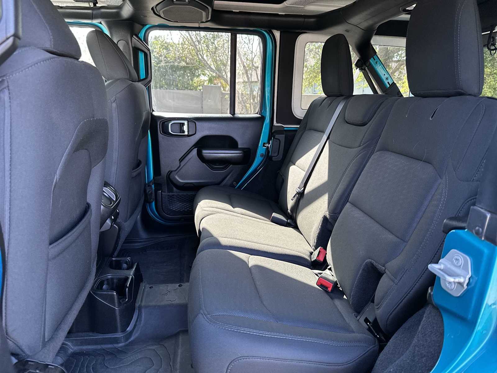 Thumbnail: 2019 Jeep Wrangler - 17