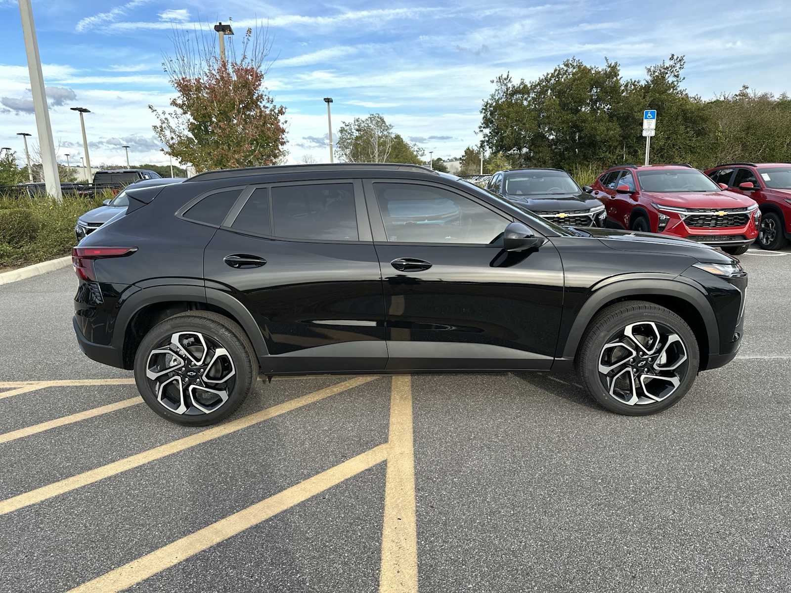 Thumbnail: 2026 Chevrolet Trax - 7