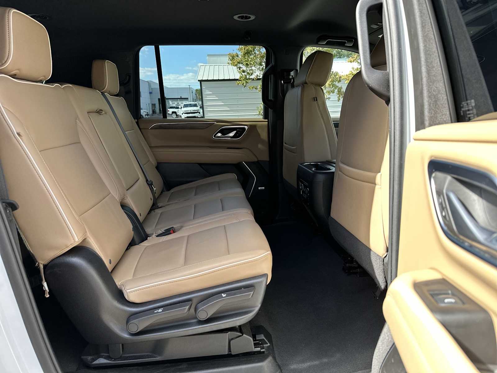 Thumbnail: 2024 Chevrolet Suburban - 18