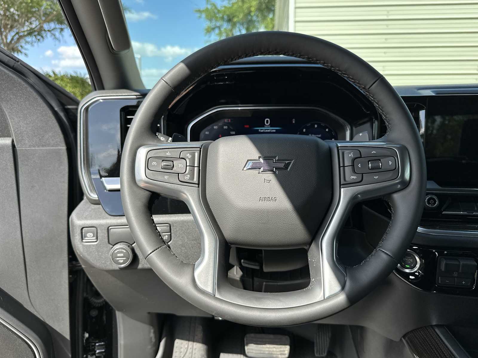 Thumbnail: 2026 Chevrolet Silverado 1500 - 20