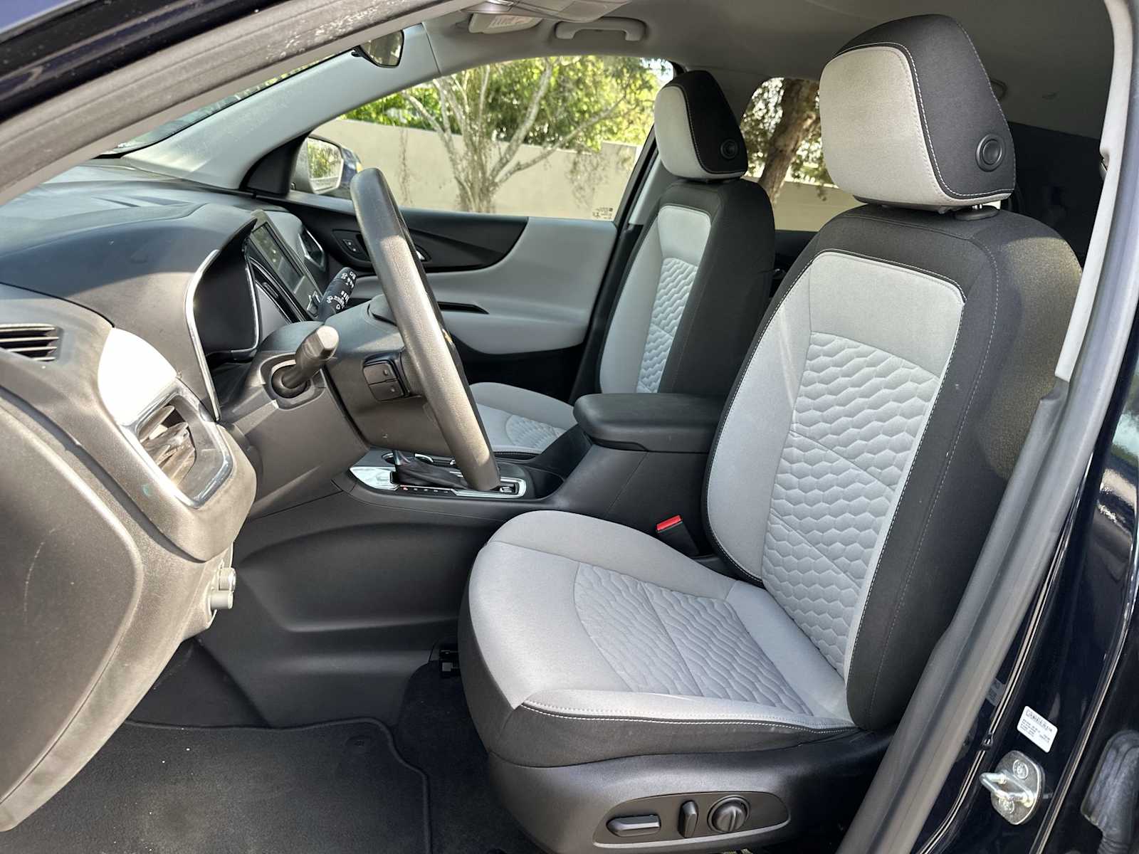 Thumbnail: 2020 Chevrolet Equinox - 15