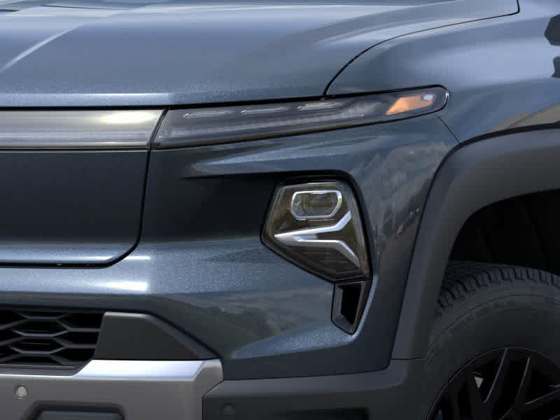 Thumbnail: 2026 Chevrolet Silverado EV - 10