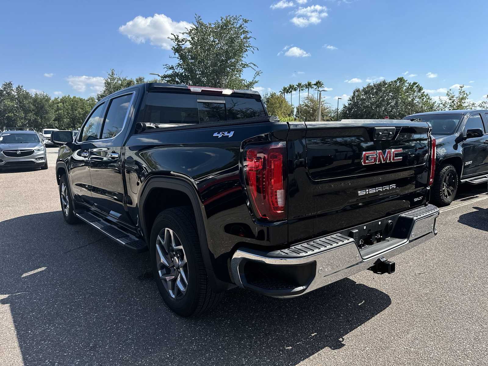 Thumbnail: 2023 GMC Sierra 1500 - 4