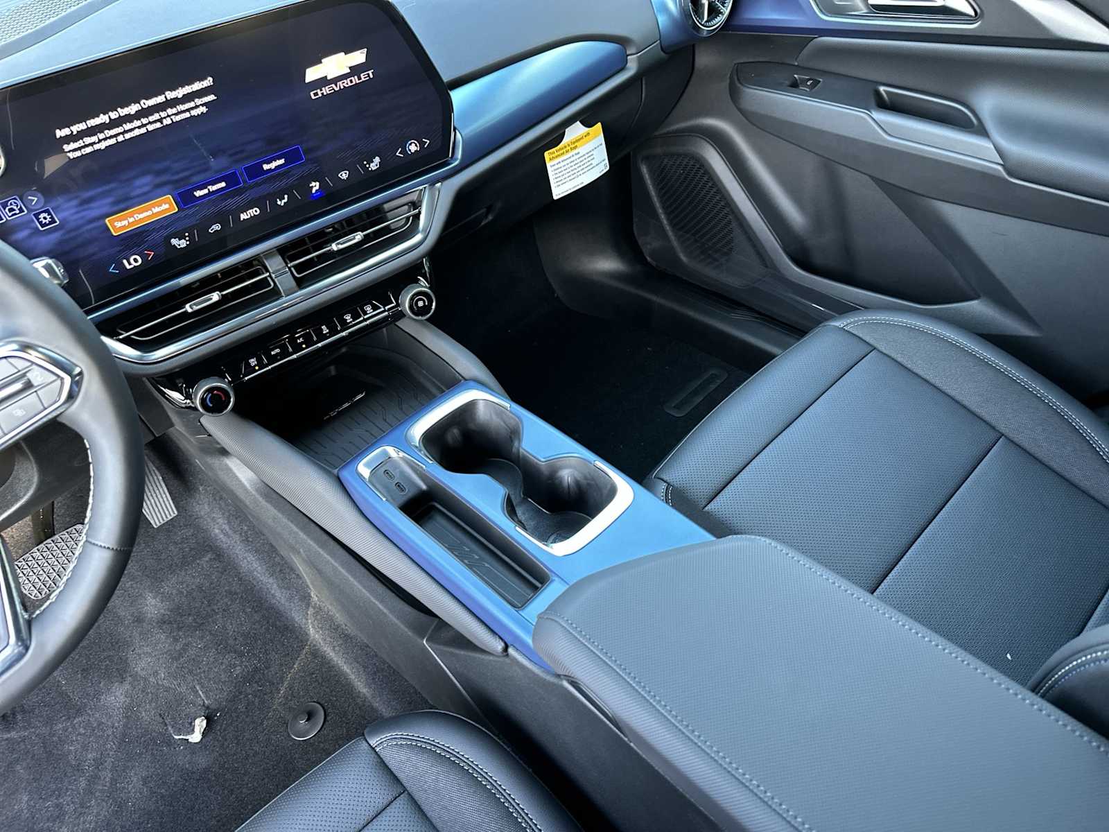 Thumbnail: 2026 Chevrolet Equinox - 21