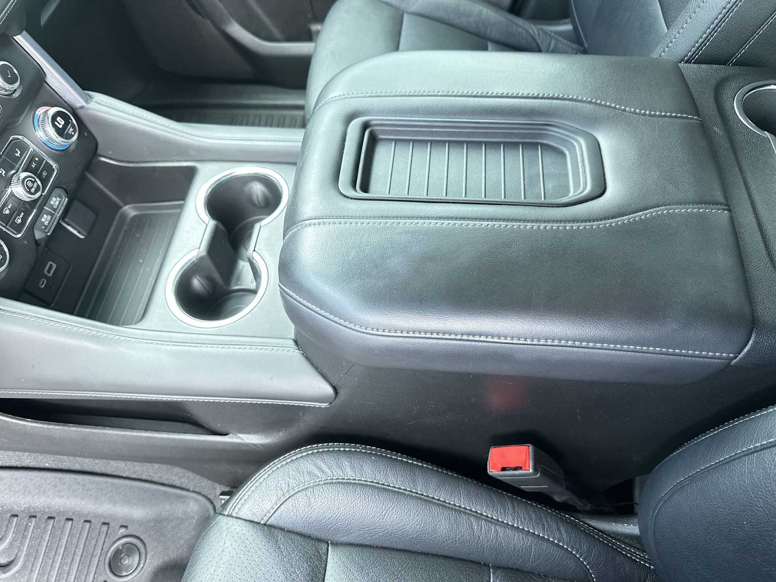 Thumbnail: 2023 GMC Yukon - 21