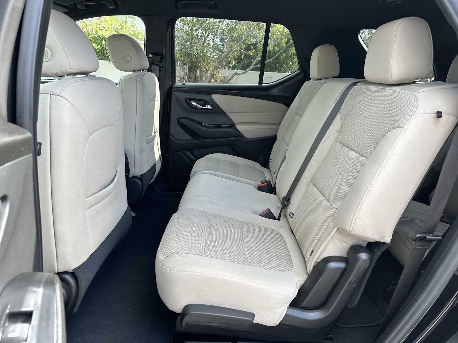 Thumbnail: 2023 Chevrolet Traverse - 17