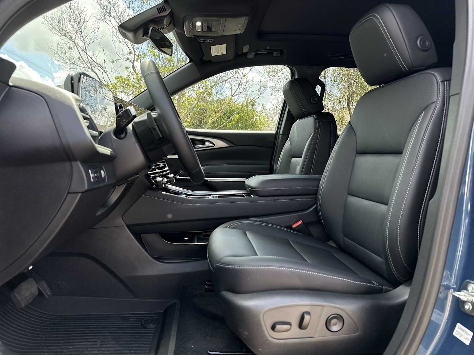 Thumbnail: 2026 Chevrolet Traverse - 15