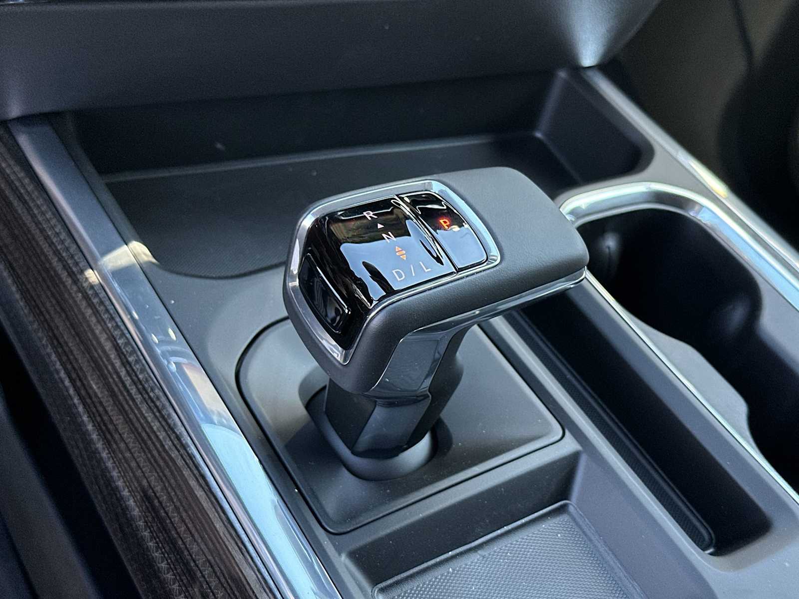 Thumbnail: 2026 Chevrolet Silverado 1500 - 23