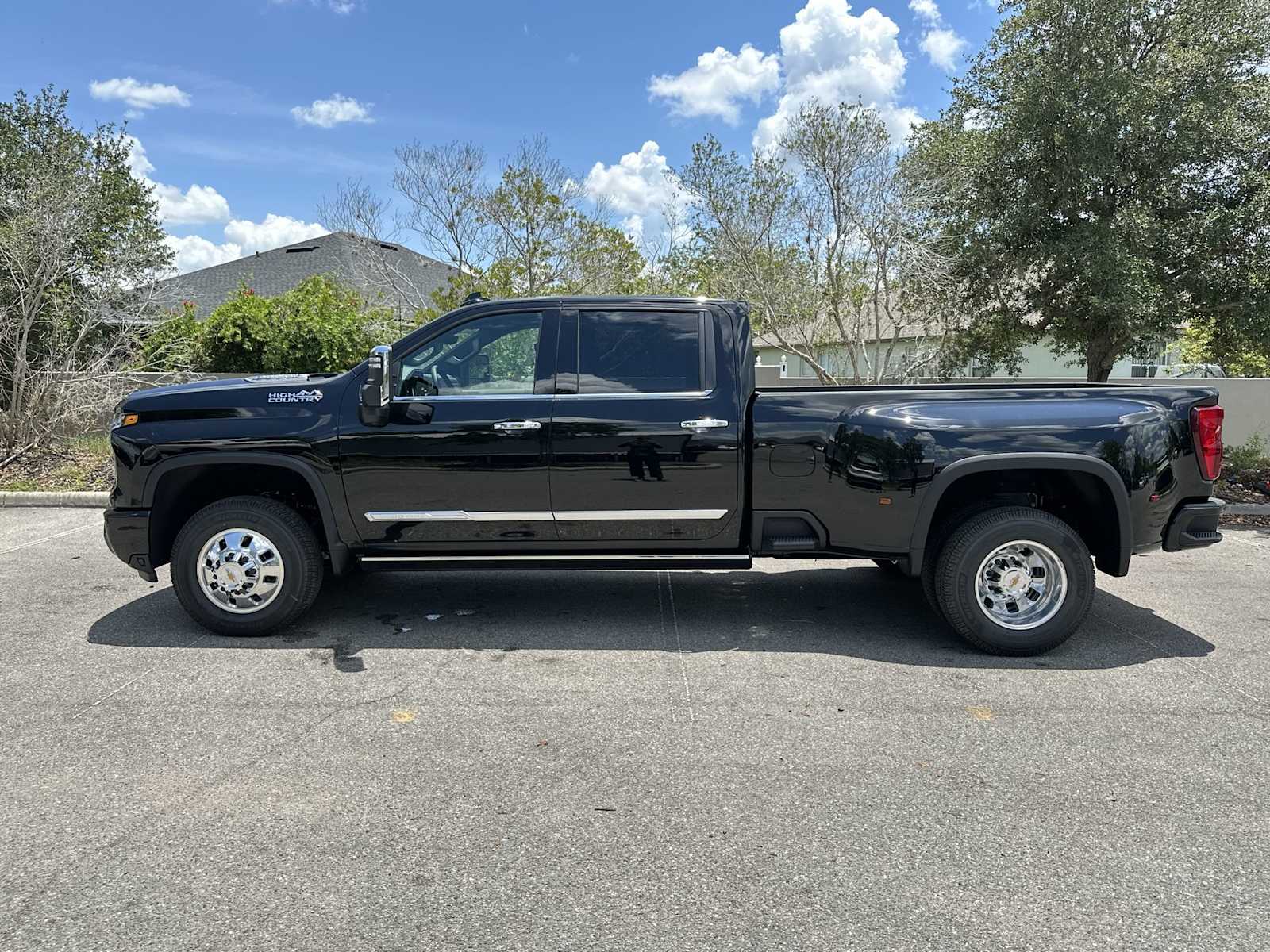 Thumbnail: 2026 Chevrolet Silverado 3500 - 3