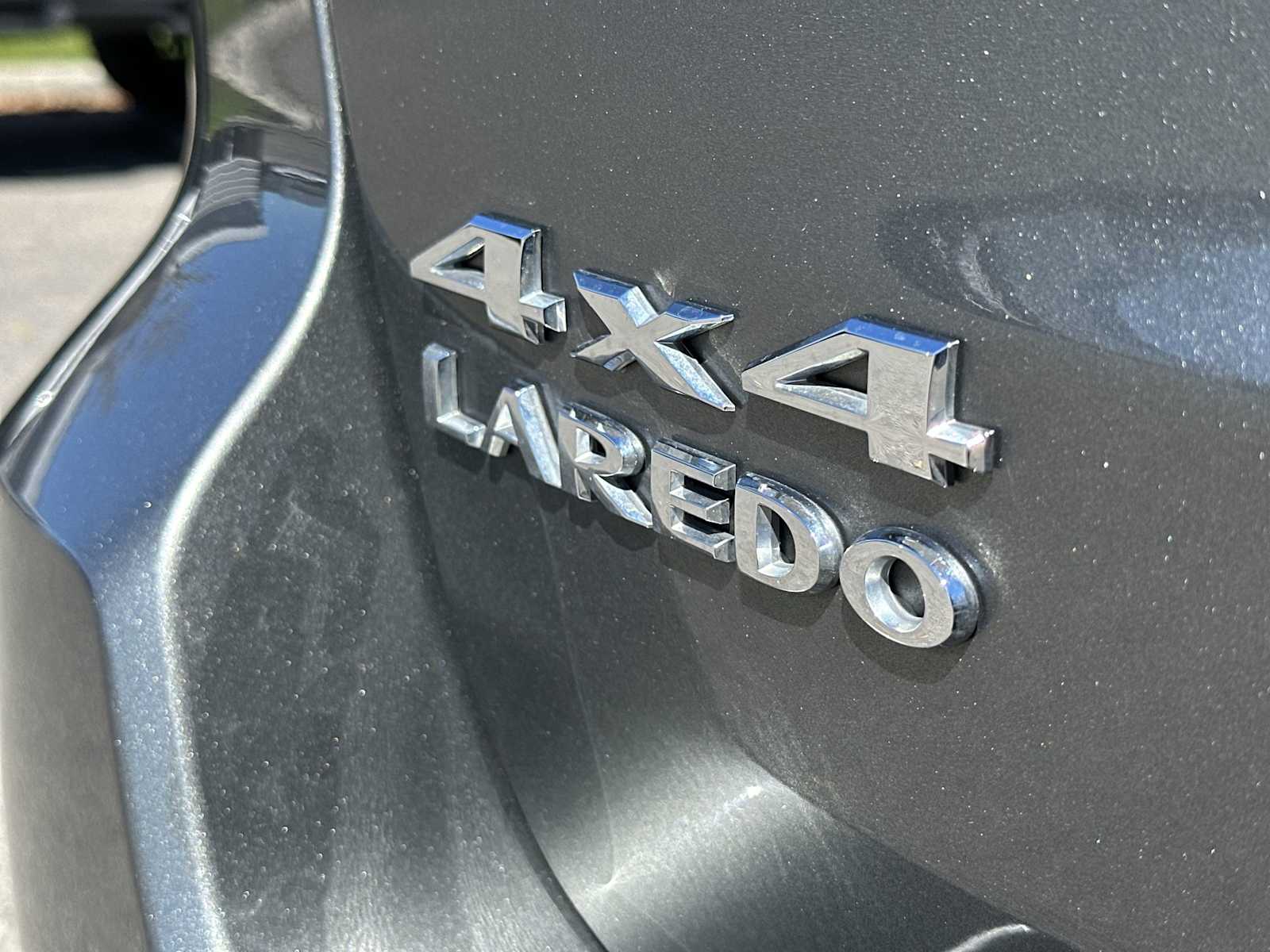 Thumbnail: 2011 Jeep Grand Cherokee - 11