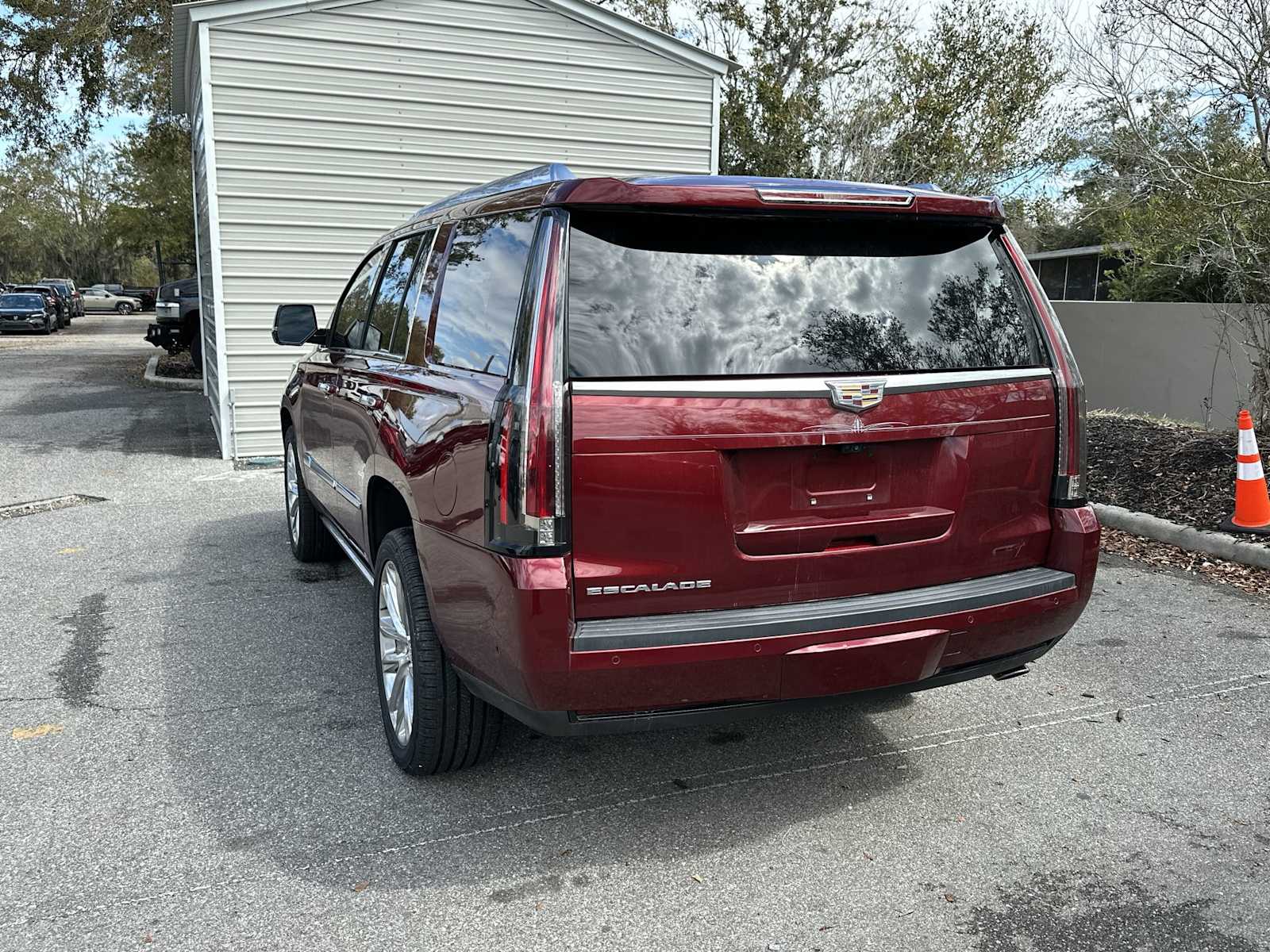 Thumbnail: 2017 Cadillac Escalade - 4