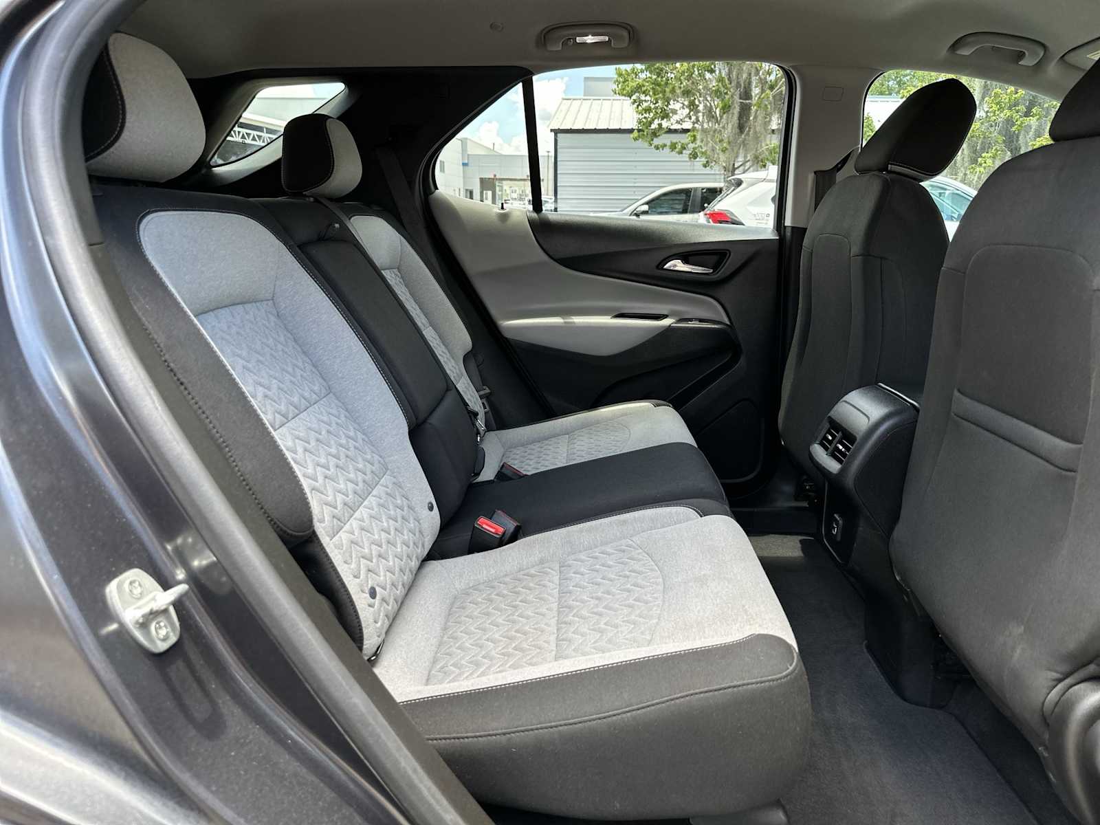 Thumbnail: 2022 Chevrolet Equinox - 26