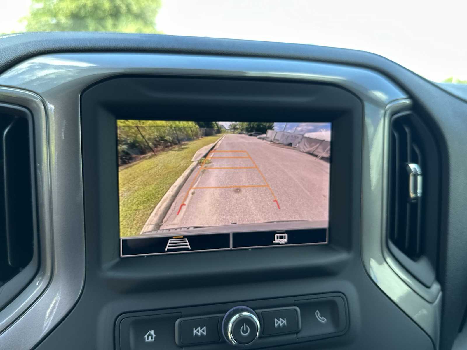 Thumbnail: 2025 Chevrolet Silverado 1500 - 22