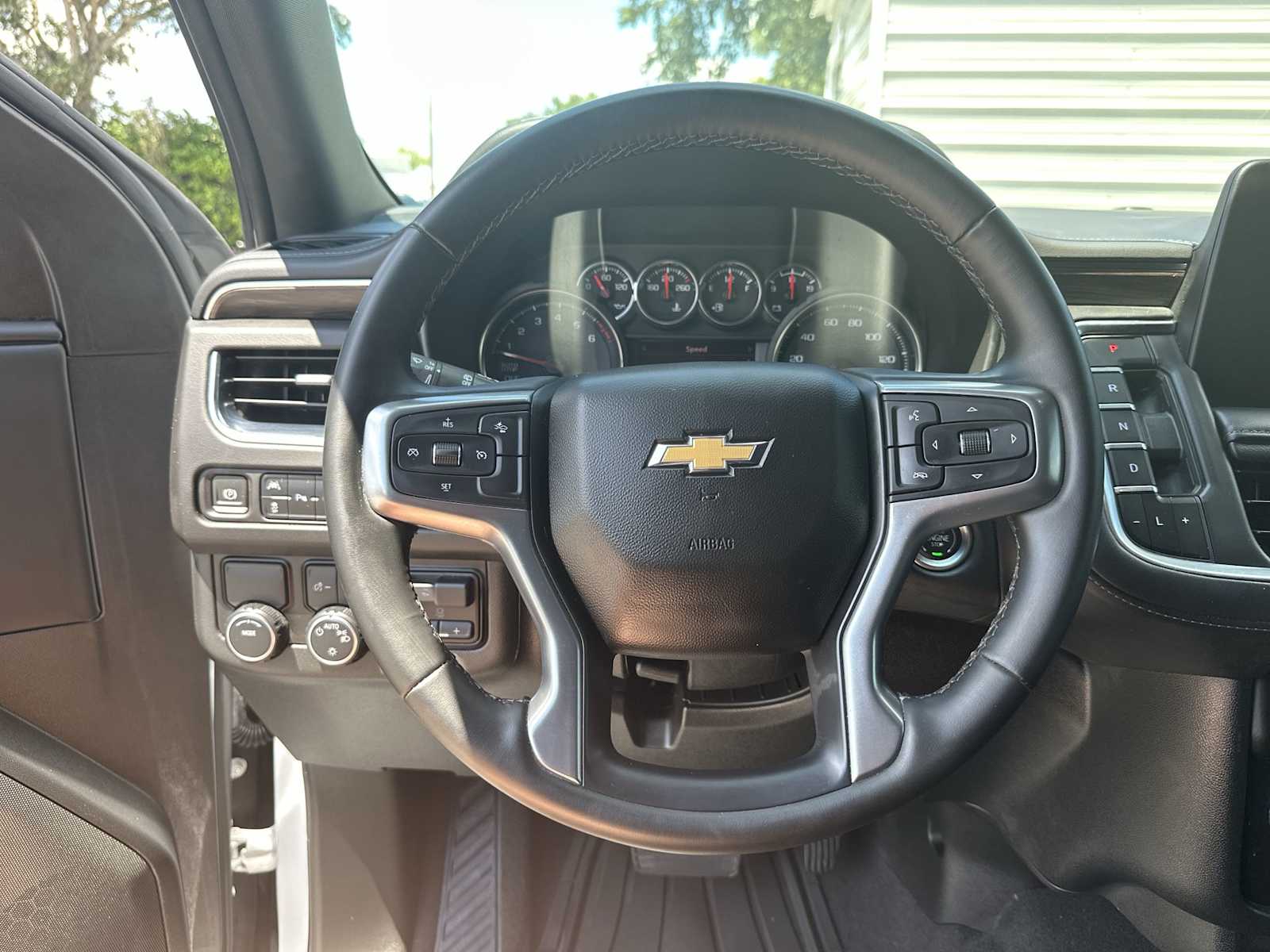 Thumbnail: 2024 Chevrolet Suburban - 20