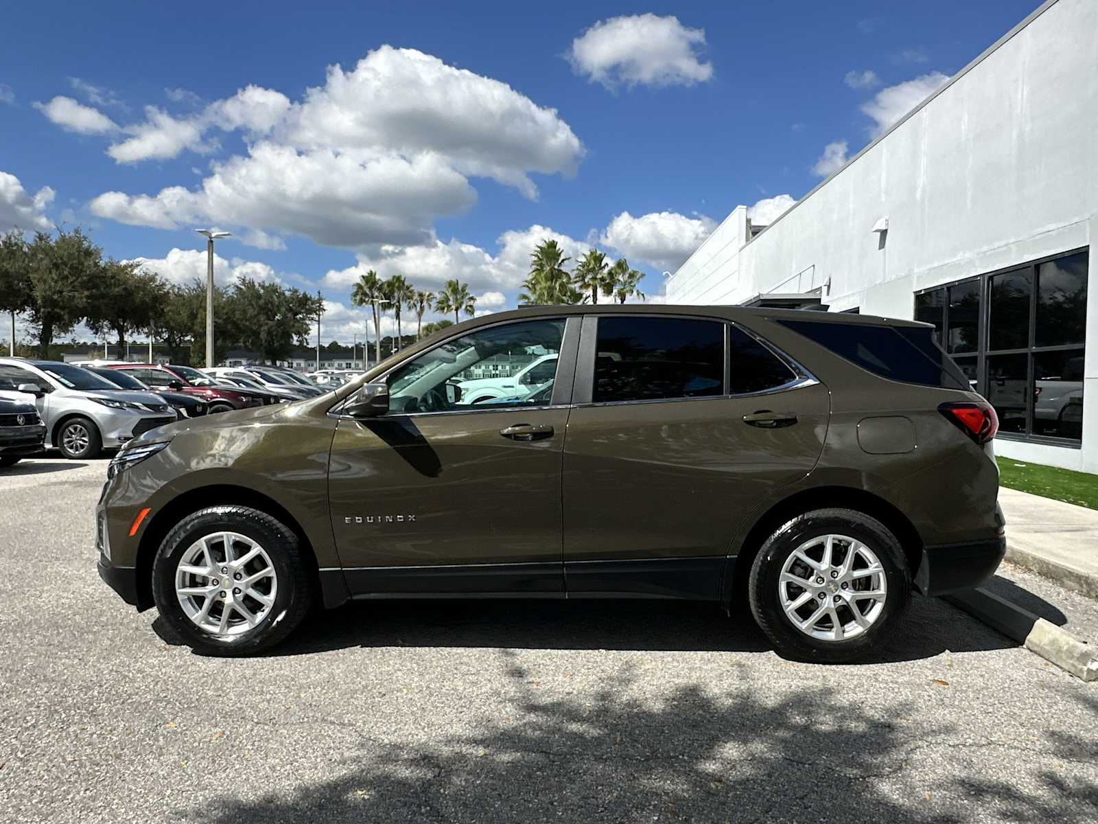 Thumbnail: 2024 Chevrolet Equinox - 3