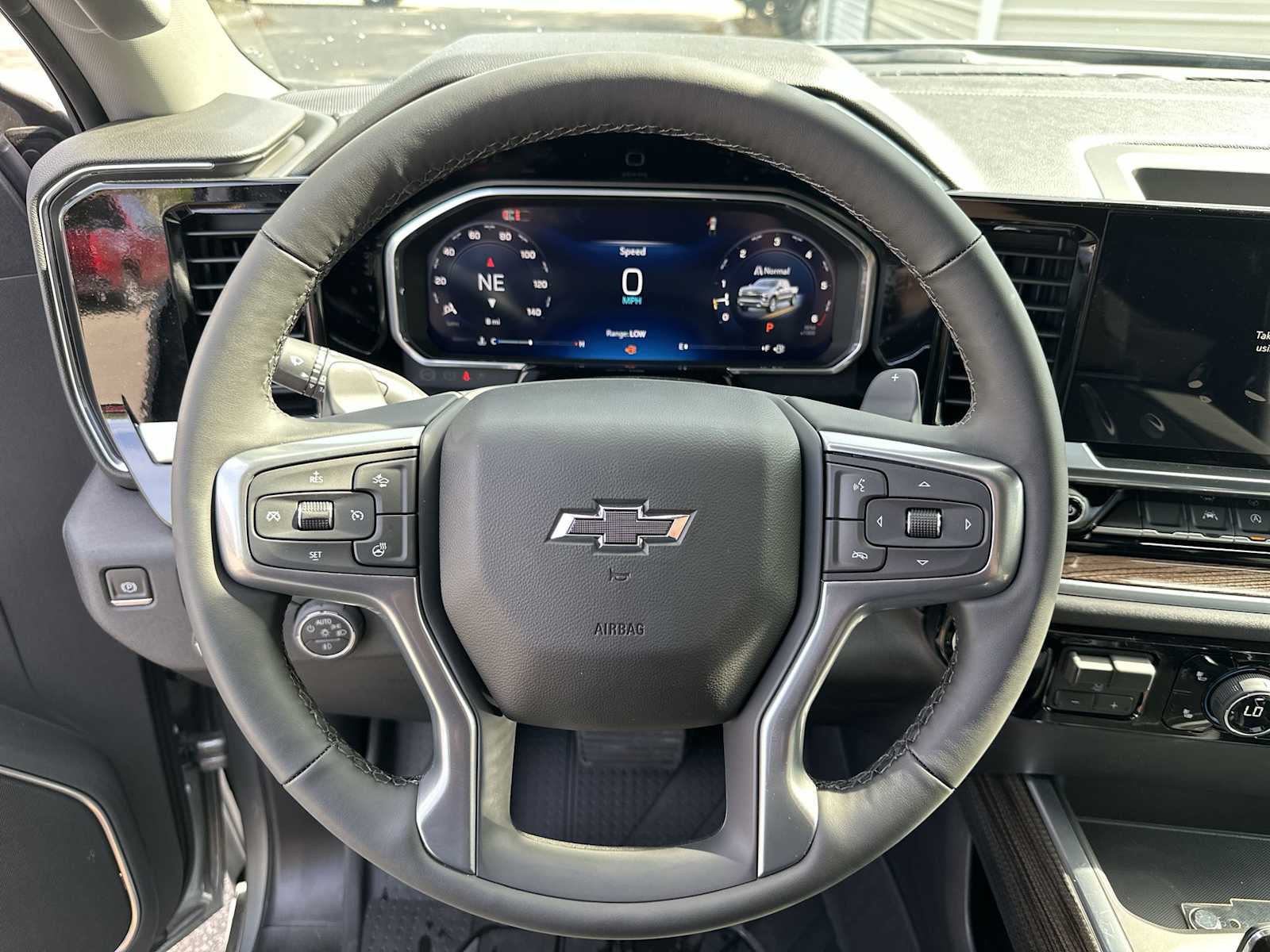 Thumbnail: 2026 Chevrolet Silverado 1500 - 20