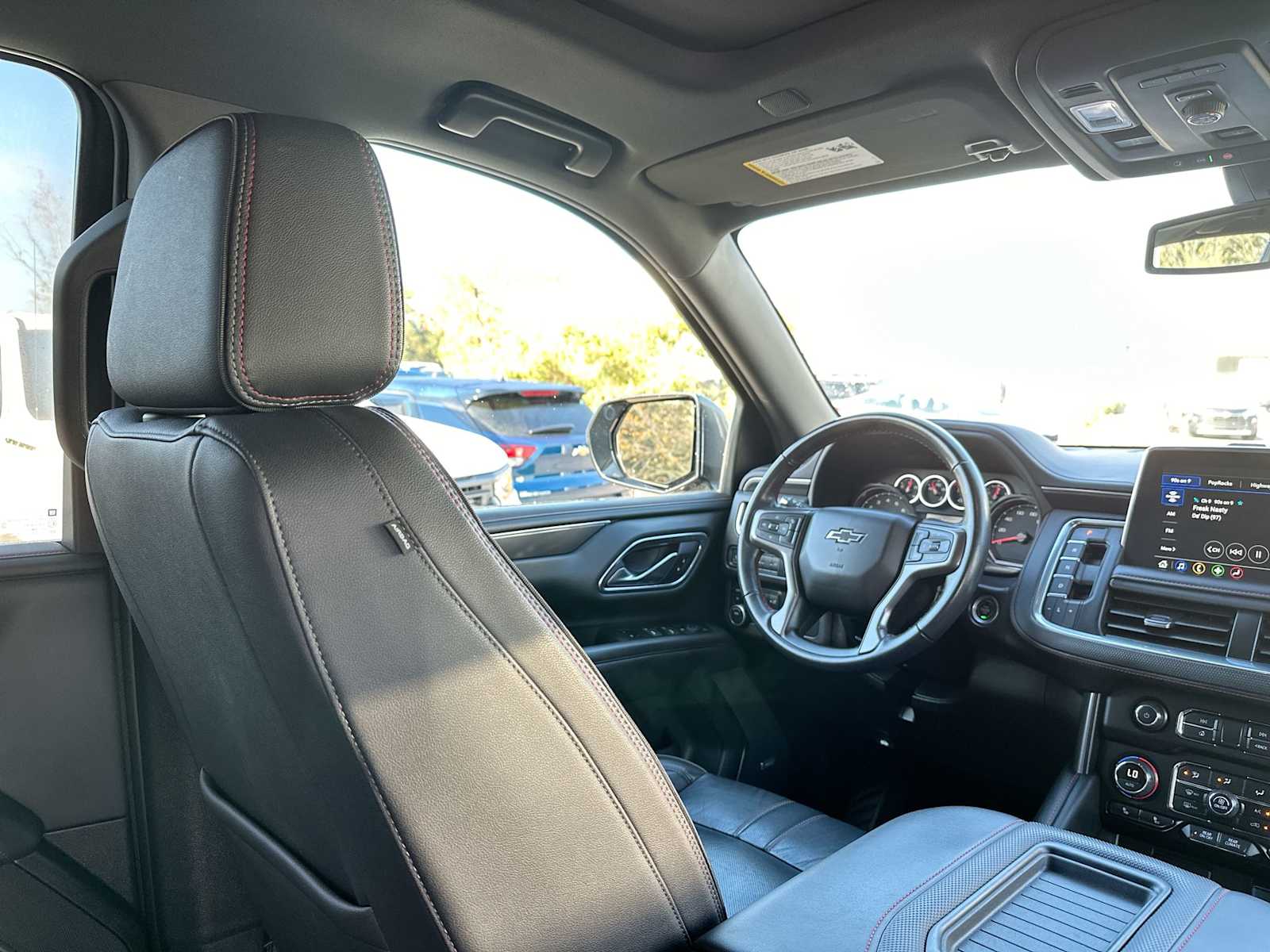 Thumbnail: 2021 Chevrolet Tahoe - 17