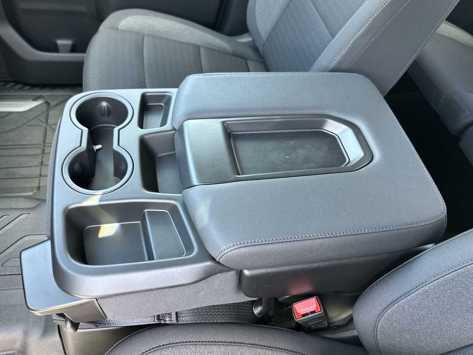 Thumbnail: 2025 Chevrolet Silverado 1500 - 21