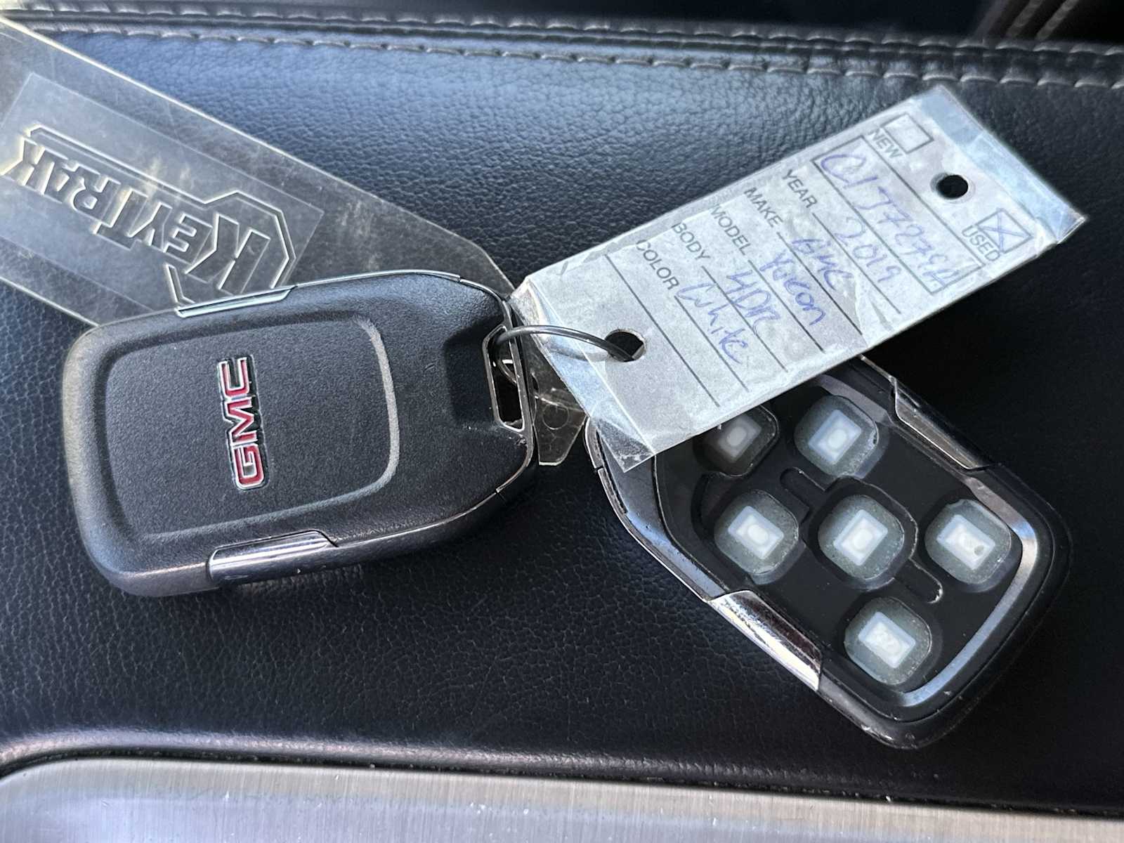 Thumbnail: 2019 GMC Yukon XL - 27