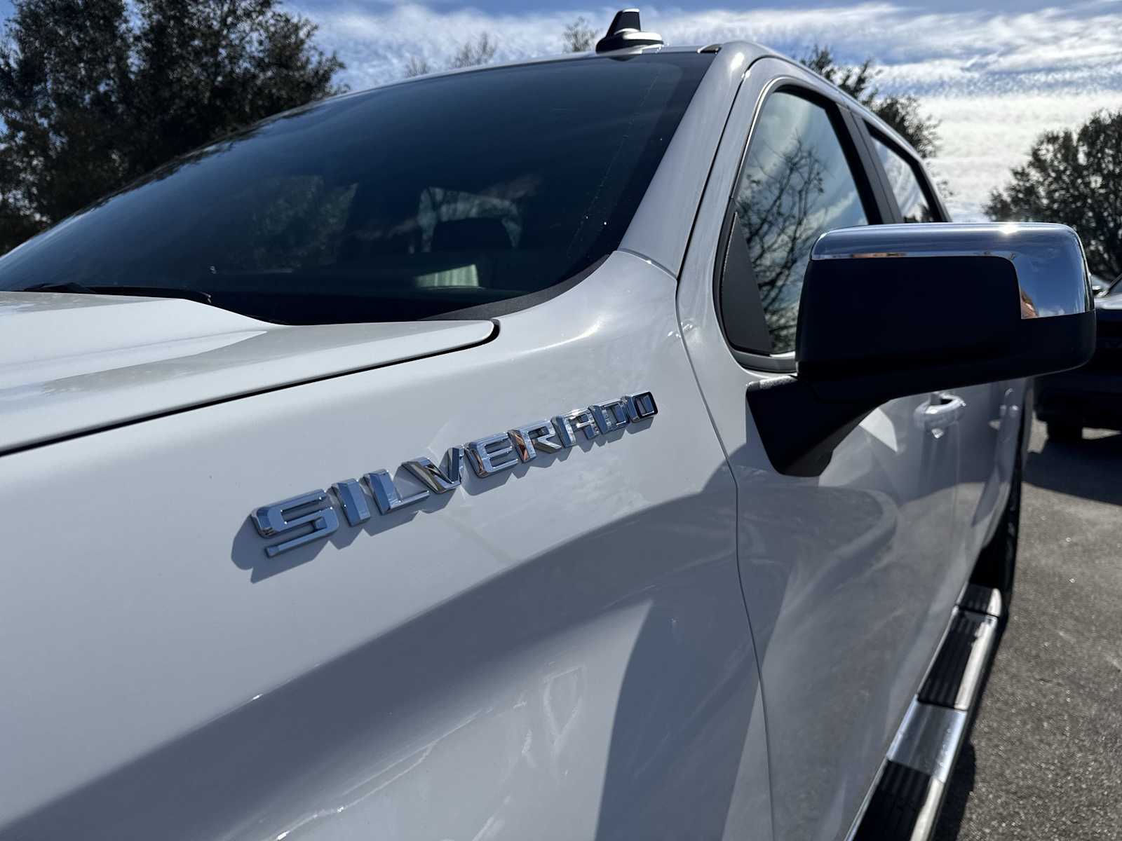 Thumbnail: 2025 Chevrolet Silverado 1500 - 17