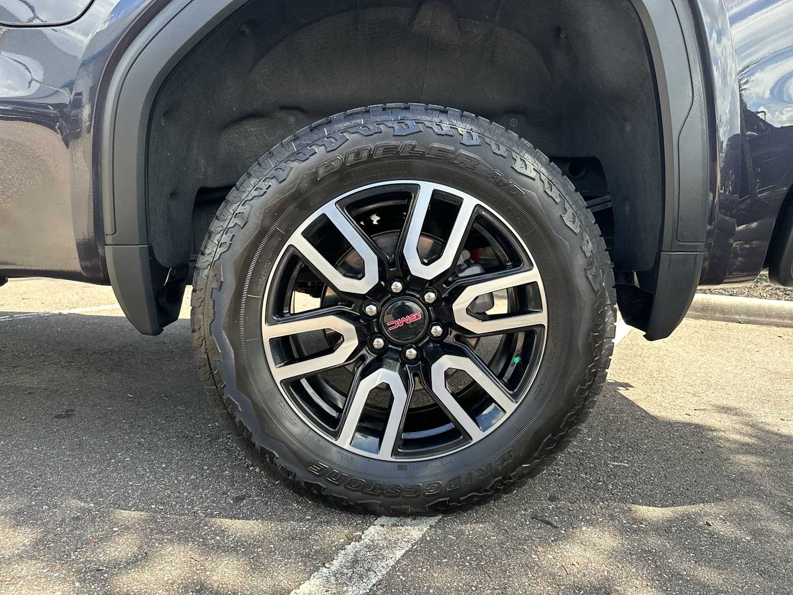 Thumbnail: 2023 GMC Sierra 1500 - 12