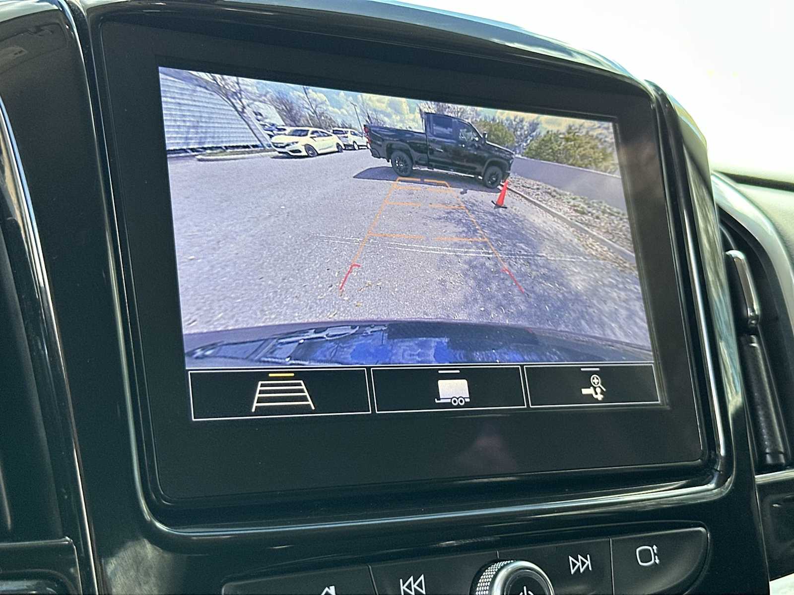 Thumbnail: 2020 Chevrolet Traverse - 22