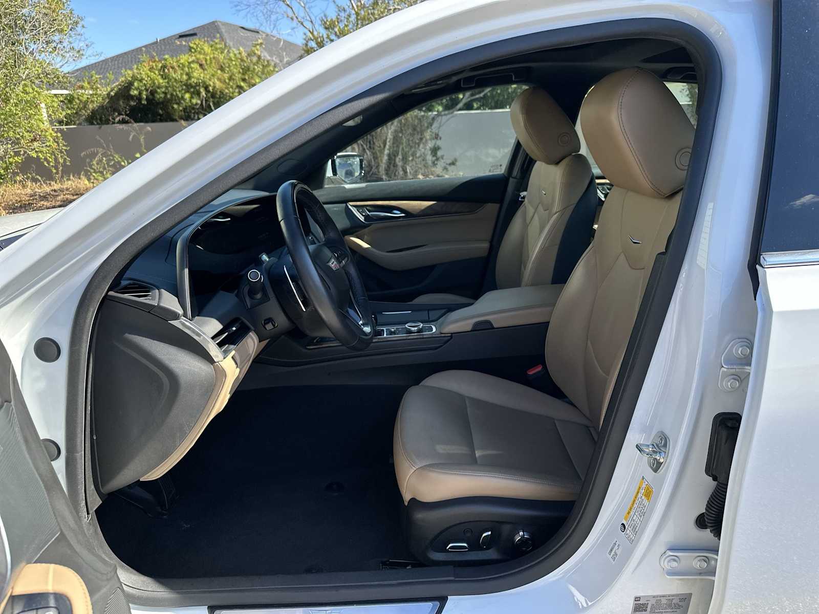 Thumbnail: 2025 Cadillac CT5 - 2