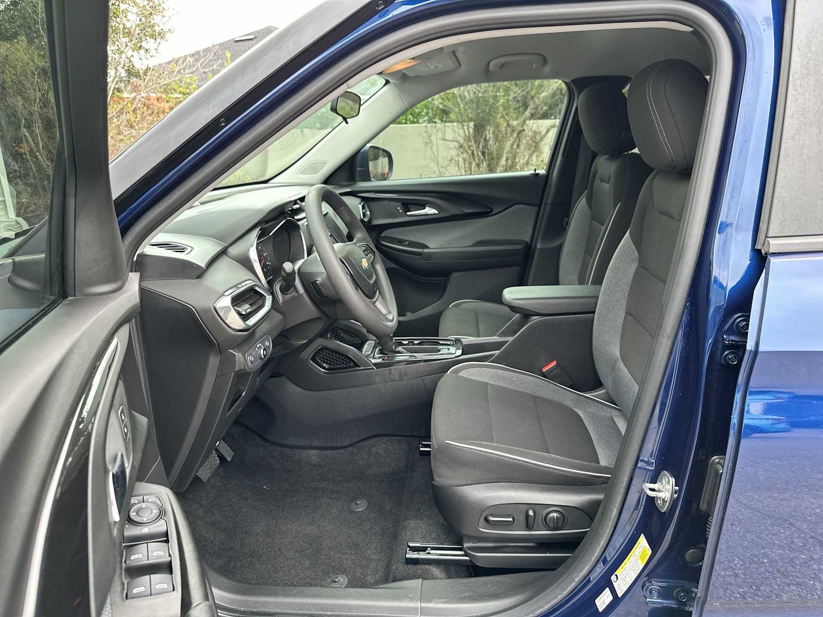 Thumbnail: 2022 Chevrolet TrailBlazer - 2